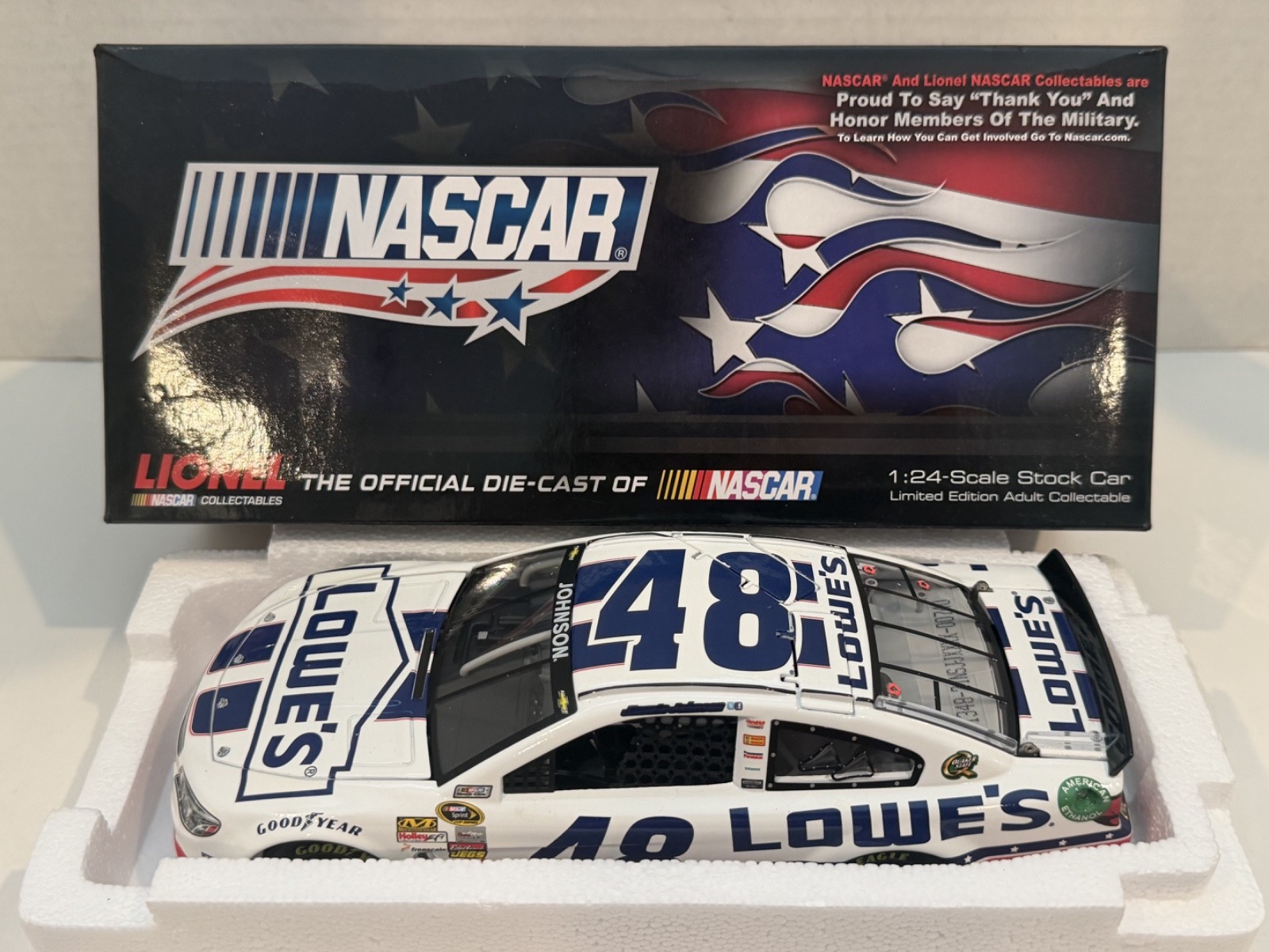 JIMMIE JOHNSON #48 2013 LOWES NASCAR SALUTES   1/24 PLEASE READ