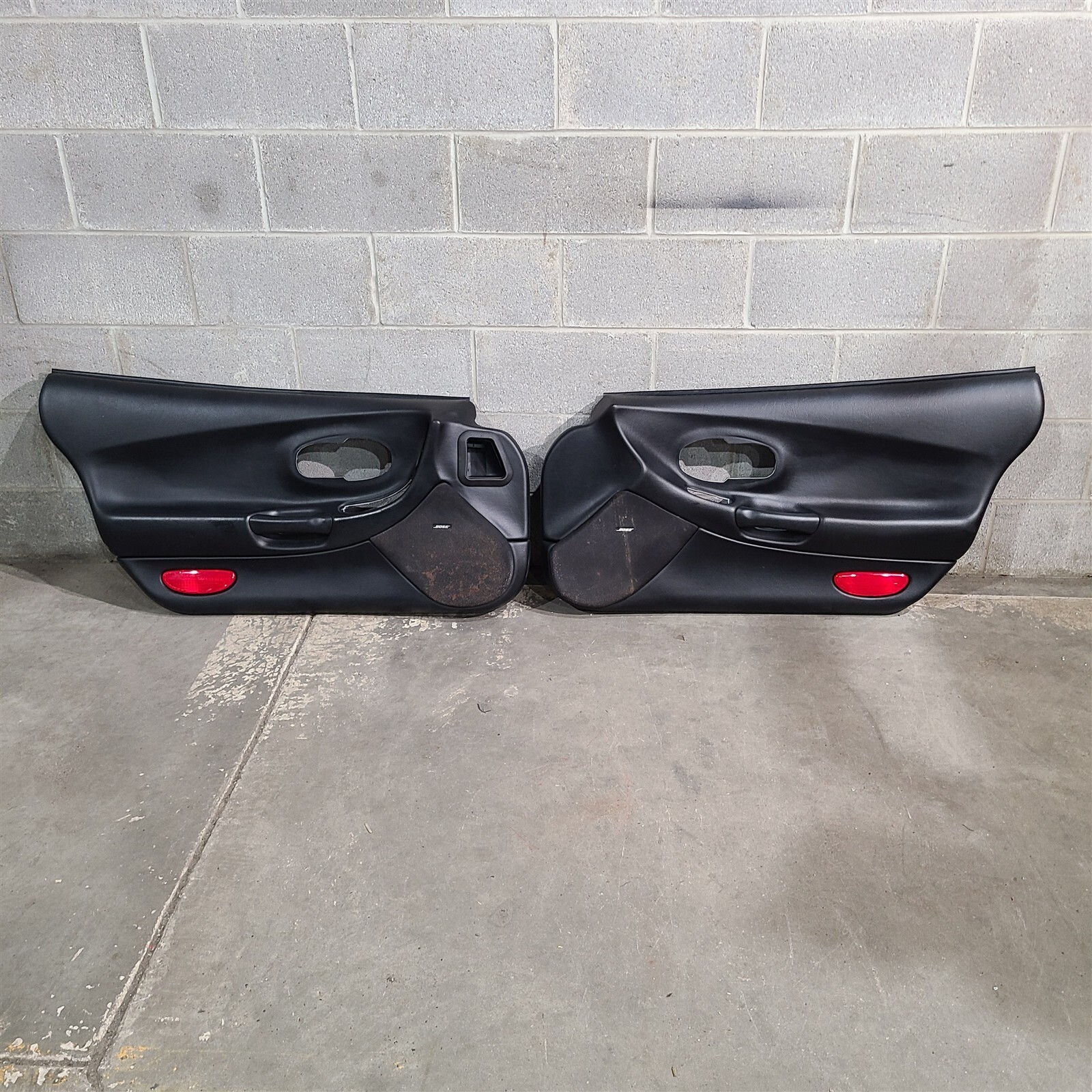 97-04 Corvette C5 Driver Passenger Door Trim Panel Set OEM Aa7534