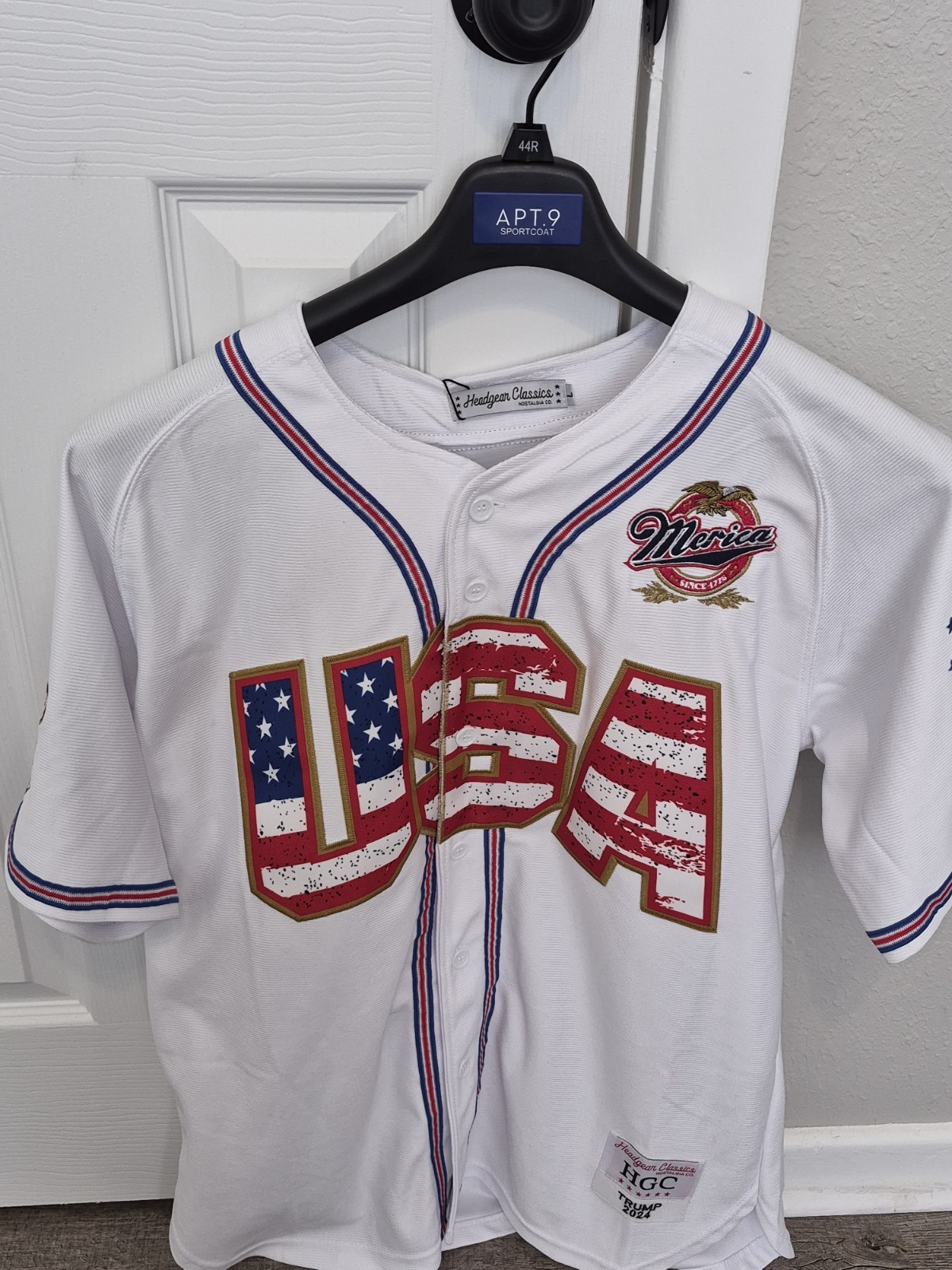 Size Large- Men's Trump 45 Baseball Jersey USA Headgear Classics White - NWT