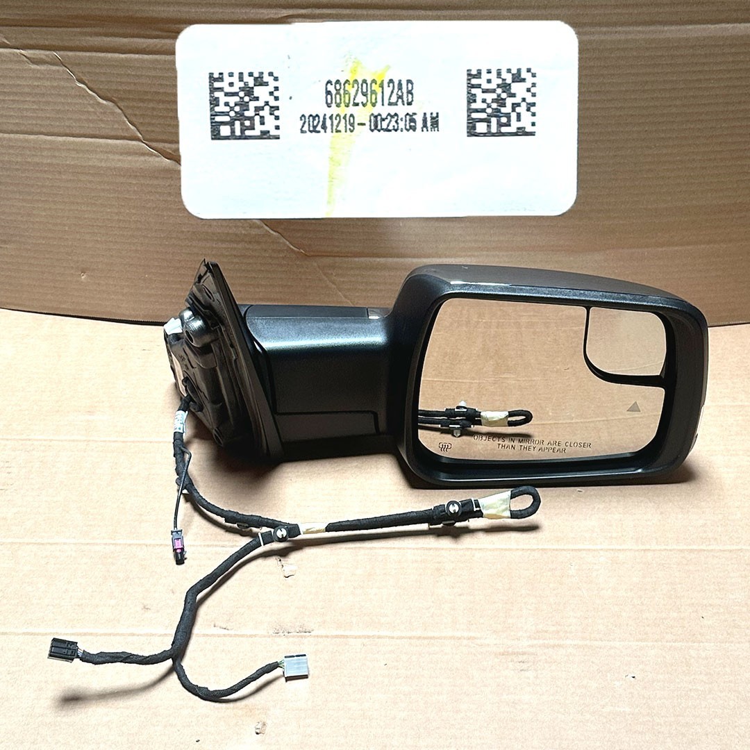 NEW OEM 2025 Ram 1500 Mopar Outside Rear-View Mirror, Right - 68629612ab NEW OEM 2025 Ram 1500 Mopar Outside Rear-View Mirror, Right - 68629612ab