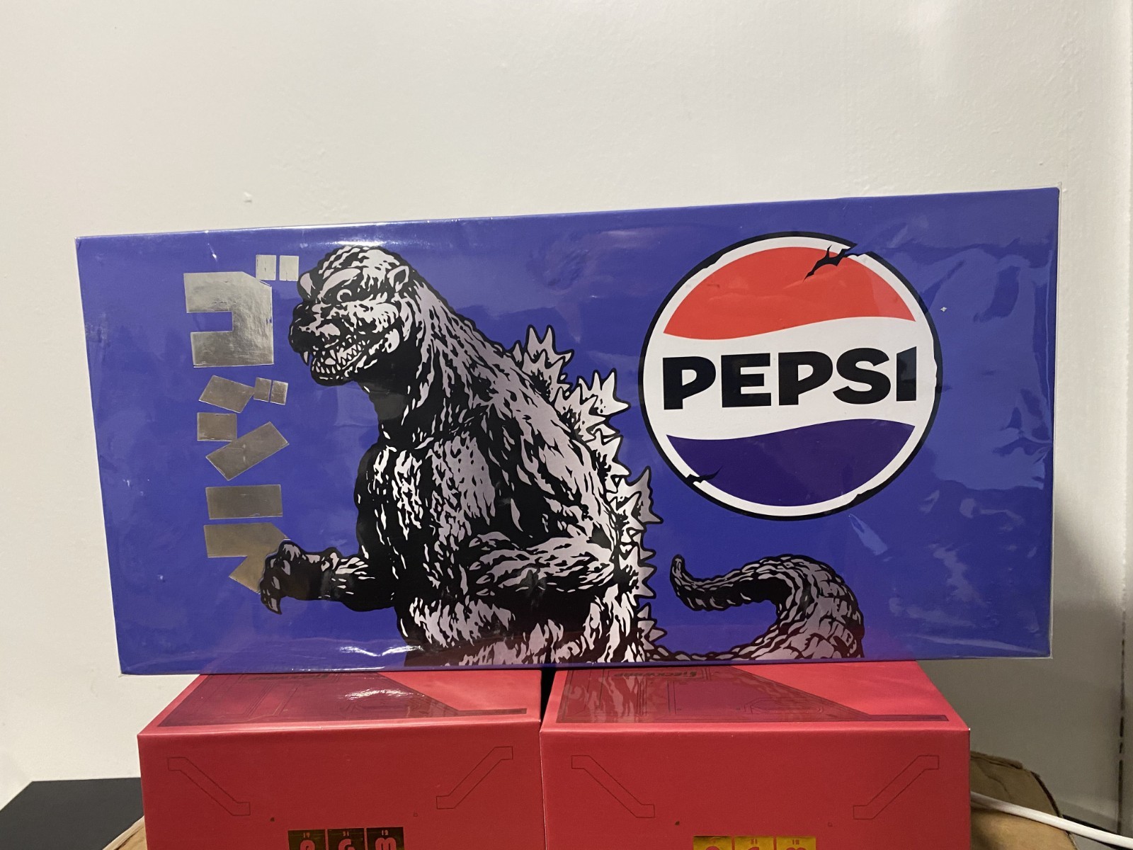 Pepsi x GCD x Godzilla 1/64 Collaboration Transport Truck Pepsi x GCD x Godzilla 1/64 Collaboration Transport Truck