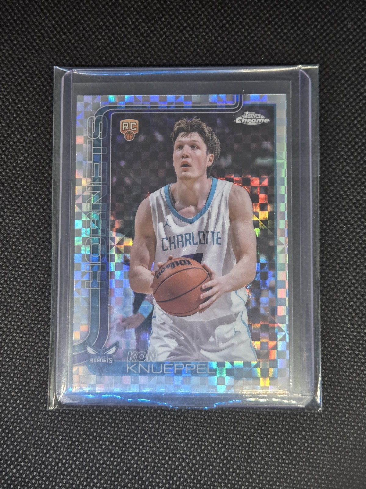 2025-26 Topps Chrome Kon Knueppel X-Fractor Rookie RC #254 Hornets (2) 2025-26 Topps Chrome Kon Knueppel X-Fractor Rookie RC #254 Hornets (2)