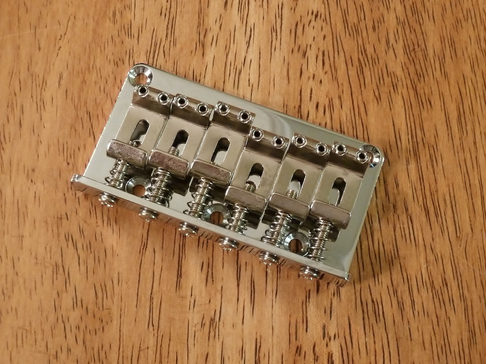 HARDTAIL BRIDGE VINTAGE STYLE CHROME FOR STRAT OR TELECASTER
