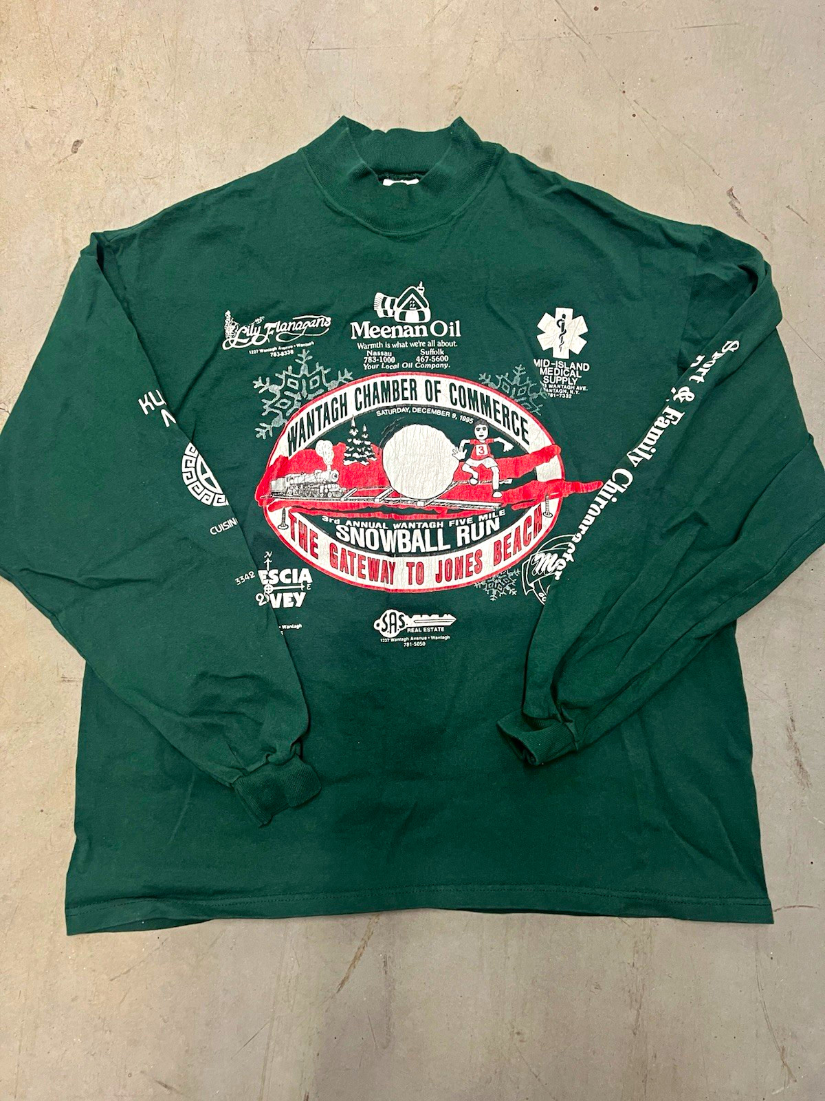 Cotton Deluxe Vintage 90s Snowball Run Graphic Green Long Sleeve Mock Neck L