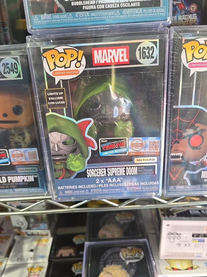 NYCC 2026 FUNKO POP SORCERER SUPREME DR. DOOM (LIGHTS & SOUND) LE 500