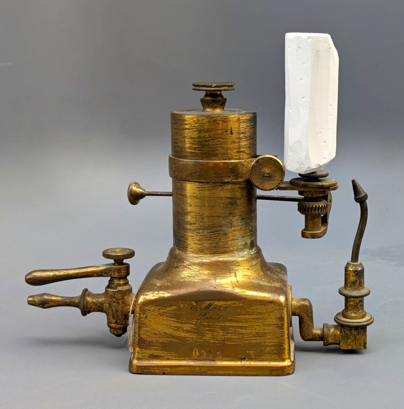 Antique E. Mazo Paris Brass Limelight Burner Magic Lantern Oxy-Hydrogen Lamp Antique E. Mazo Paris Brass Limelight Burner Magic Lantern Oxy-Hydrogen Lamp