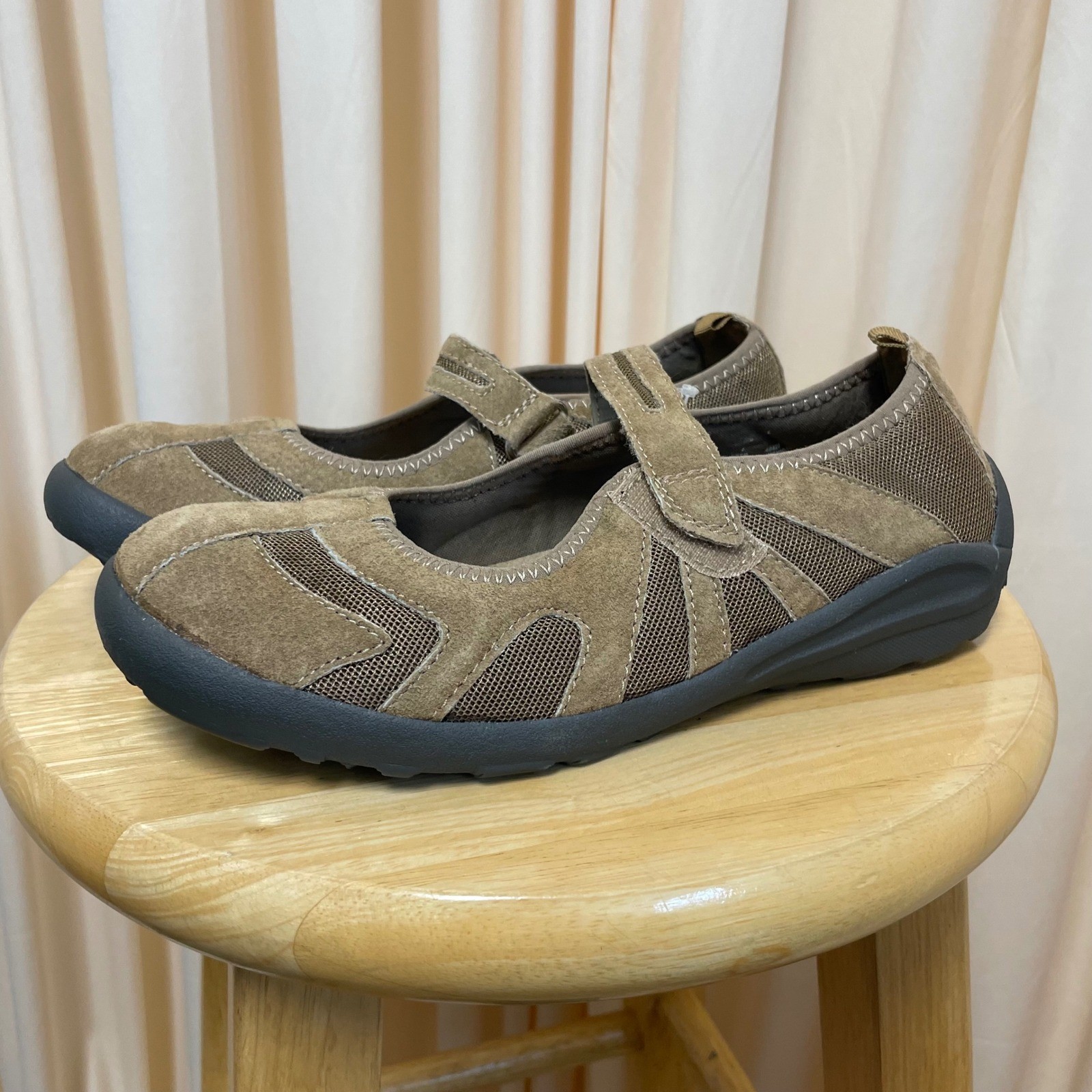 NWT VINTAGE Women\'s Brown Suede Sporty Chic Mary Jane Ballet Flats Sz 7.5 NWT VINTAGE Women\'s Brown Suede Sporty Chic Mary Jane Ballet Flats Sz 7.5