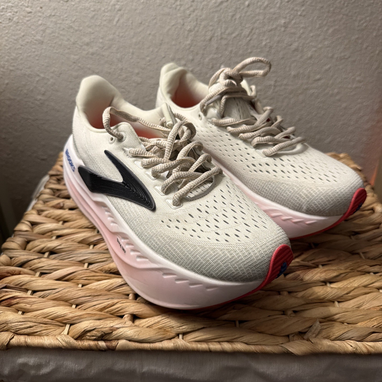 Men Women’s Brooks Glycerin Max Running Shoes - Durable, Breathable Sneakers