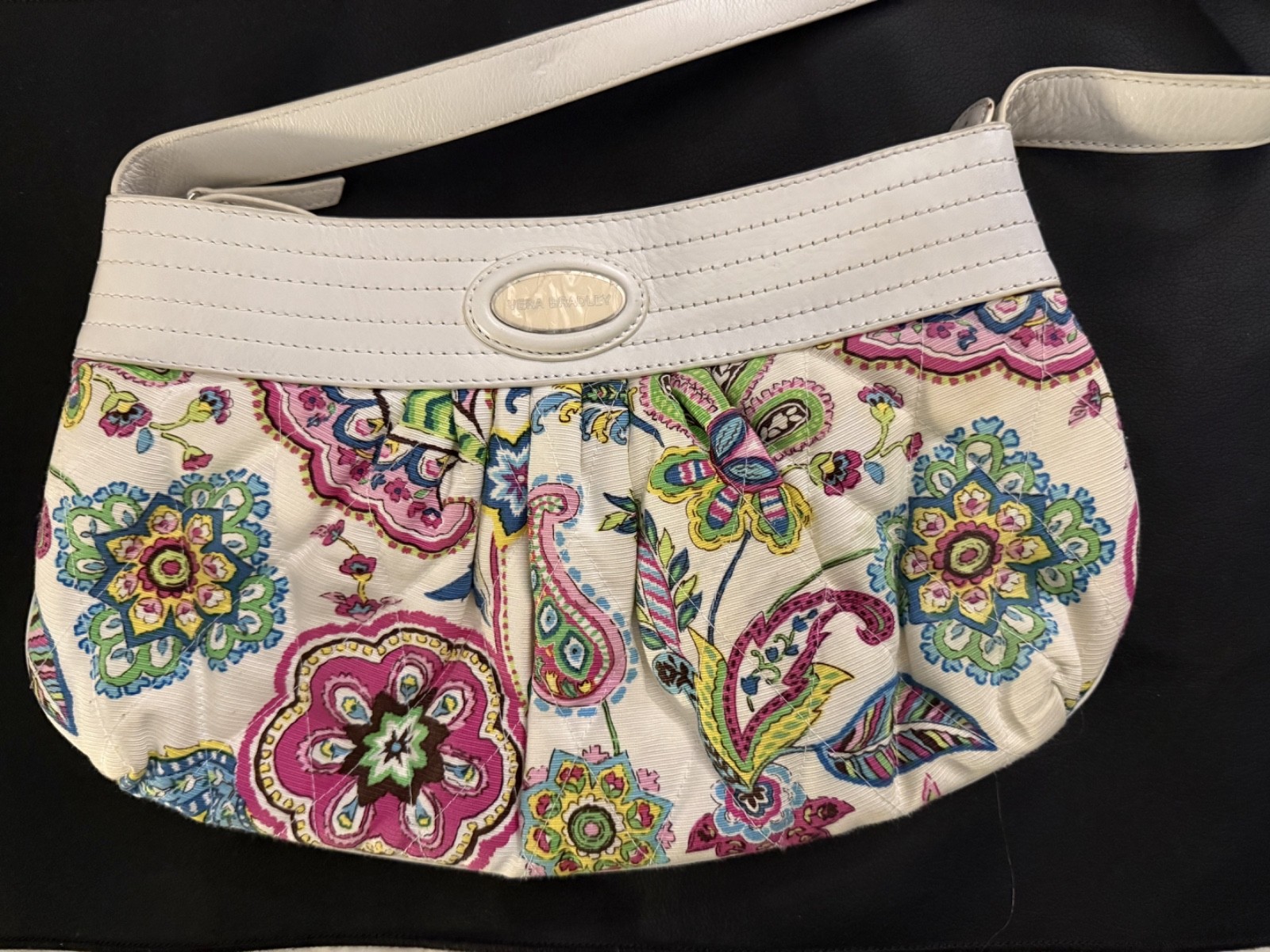 Vera Bradley Purse Bag Vintage Retired Pattern White Pink Blue Flowers Mandala Vera Bradley Purse Bag Vintage Retired Pattern White Pink Blue Flowers Mandala
