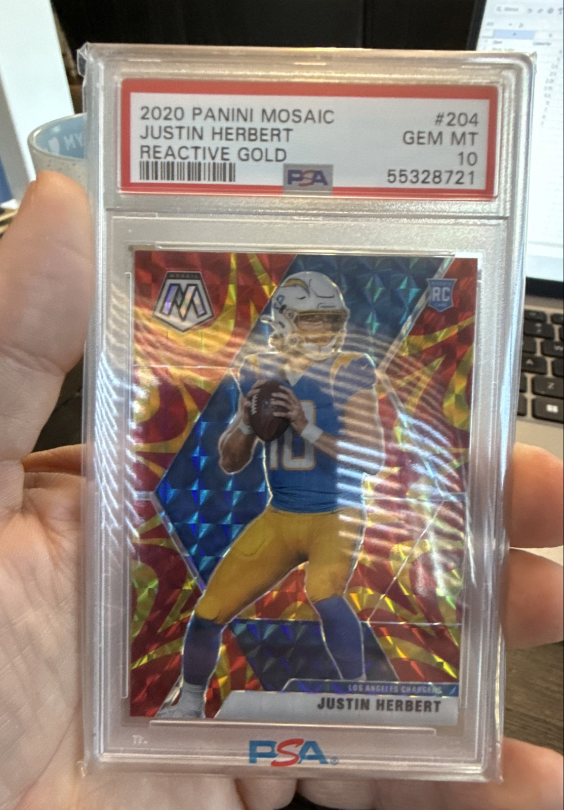 2020 Panini Mosaic - Rookies Justin Herbert #204 Reactive Gold Mosaic Prizm (RC)