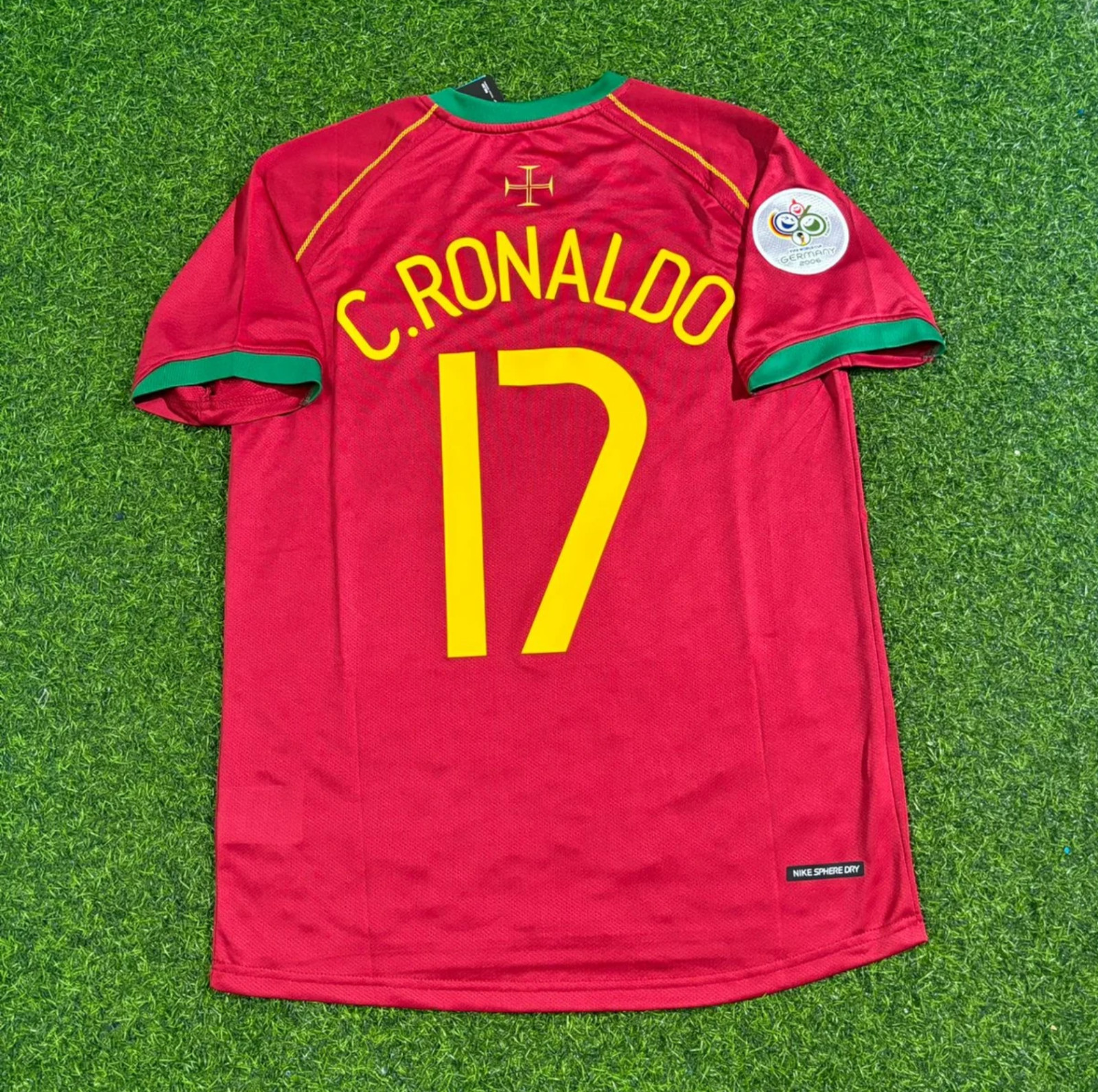 Cristiano Ronaldo Portugal 2006 World Cup Retro Short-Sleeve Football Jersey