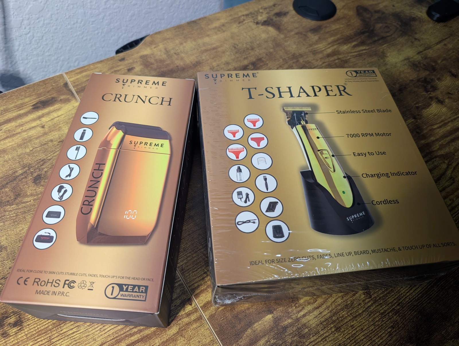 Supreme Trimmer 2-in-1 T-Shaper Trimmer & Foil Shaver Barber Kit Gold Chrome Supreme Trimmer 2-in-1 T-Shaper Trimmer & Foil Shaver Barber Kit Gold Chrome