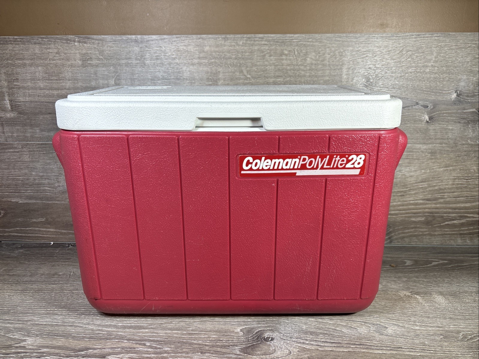 Vintage Coleman Polylite 28 Red Plastic Cooler Model 5277 Vintage Coleman Polylite 28 Red Plastic Cooler Model 5277