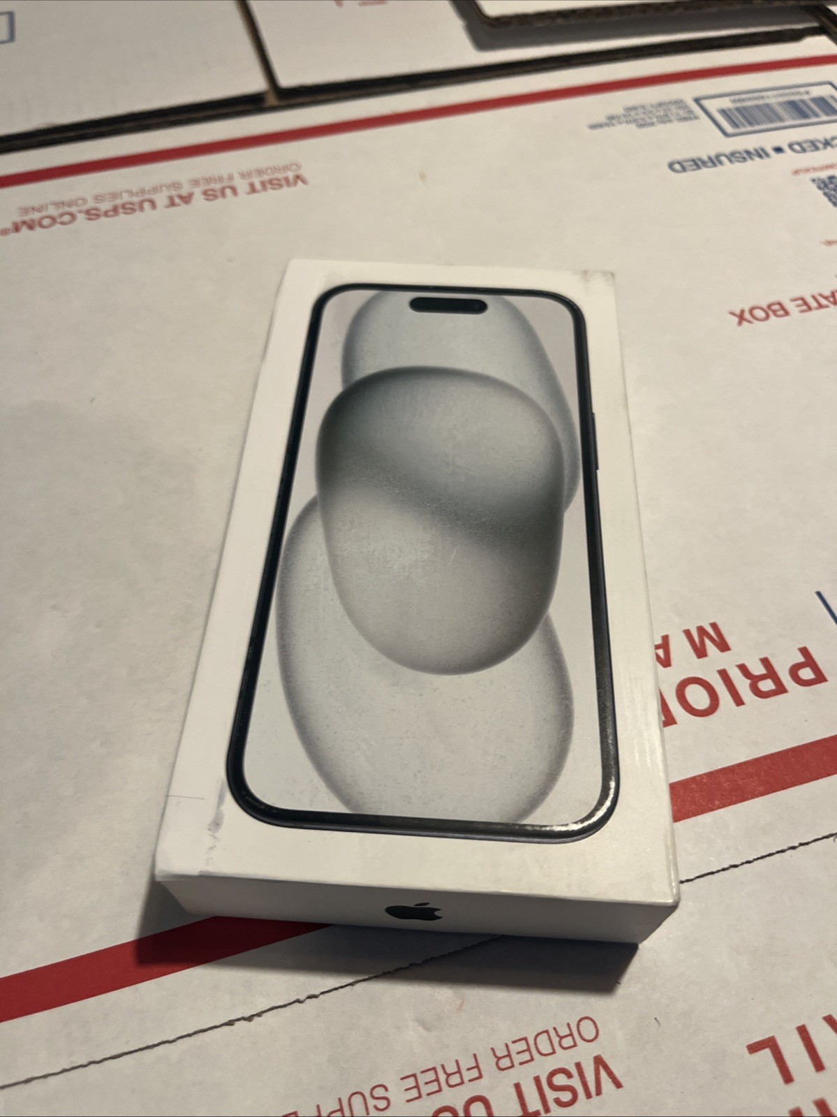 iphone 15 128g Open Box  Unlocked
