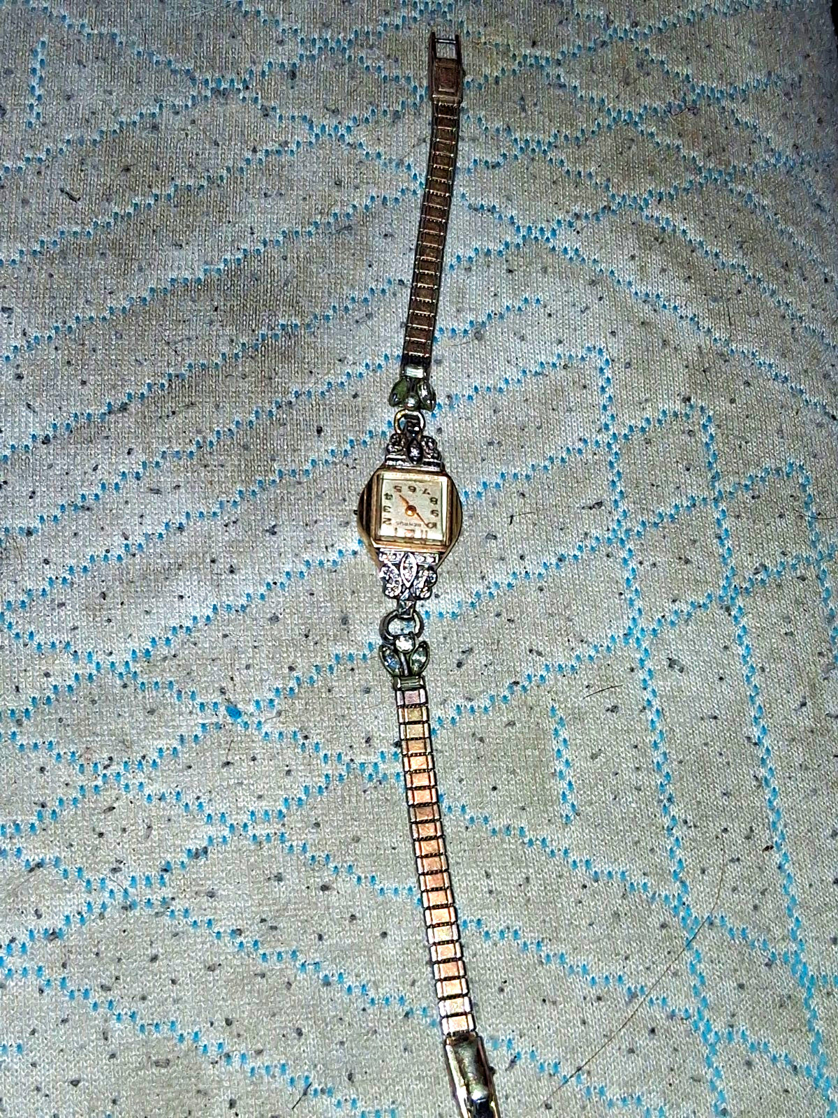 Vintage Ladies Benrus 14k Solid Gold Cocktail Watch-17J Model BU  -Kreisler Band