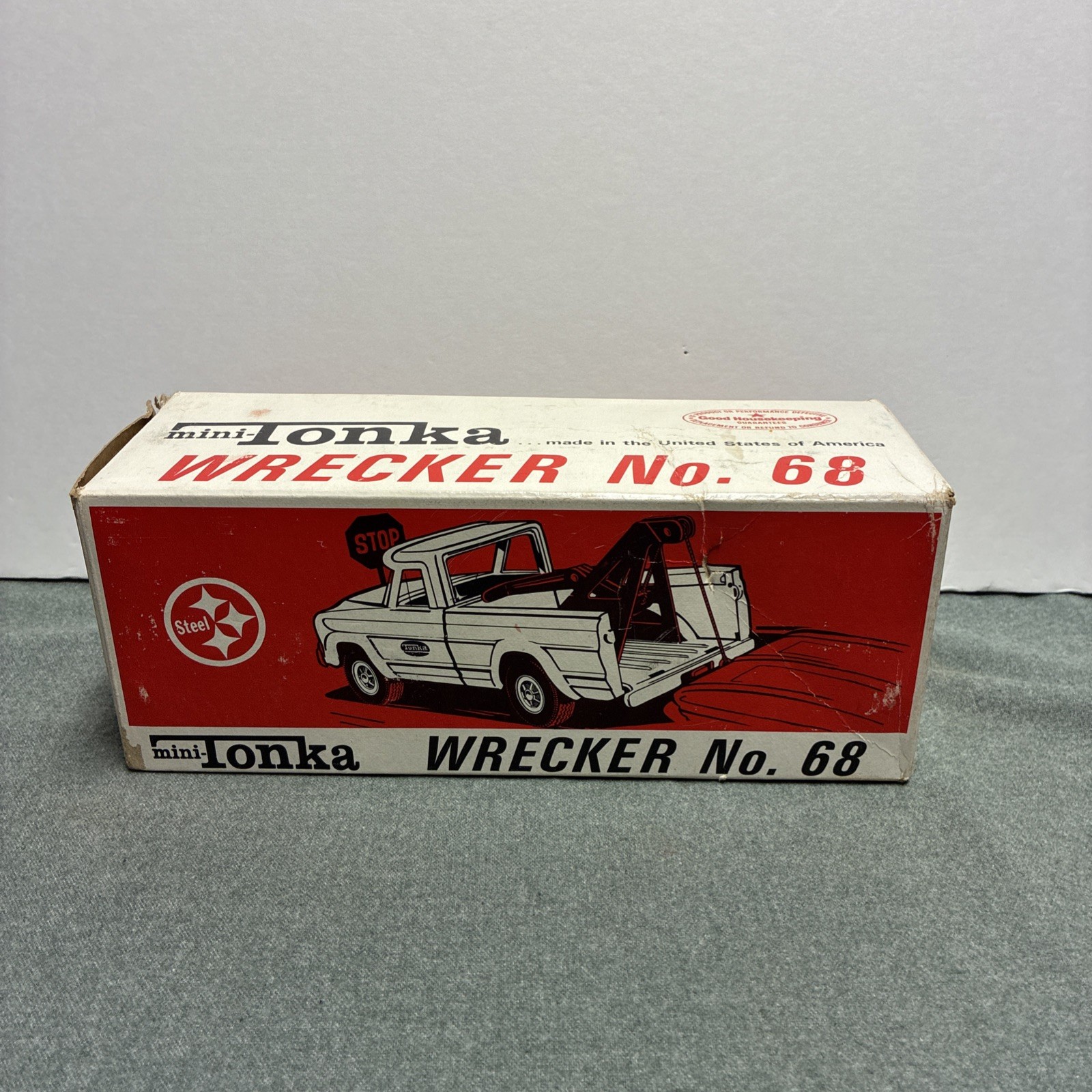 Vintage Mini Tonka Wrecker #68 Used With Box Some Scuffs On Body Used Vintage Mini Tonka Wrecker #68 Used With Box Some Scuffs On Body Used