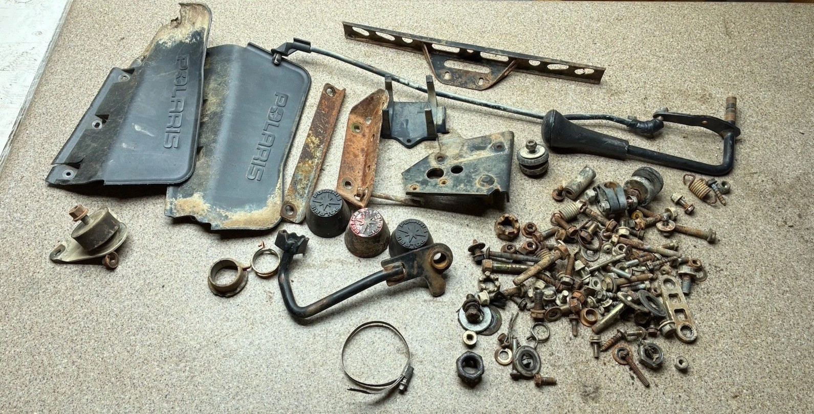 Polaris Sportsman 700 twin 4x4 EFI 07 misc parts lot bolts screws mounts Guard