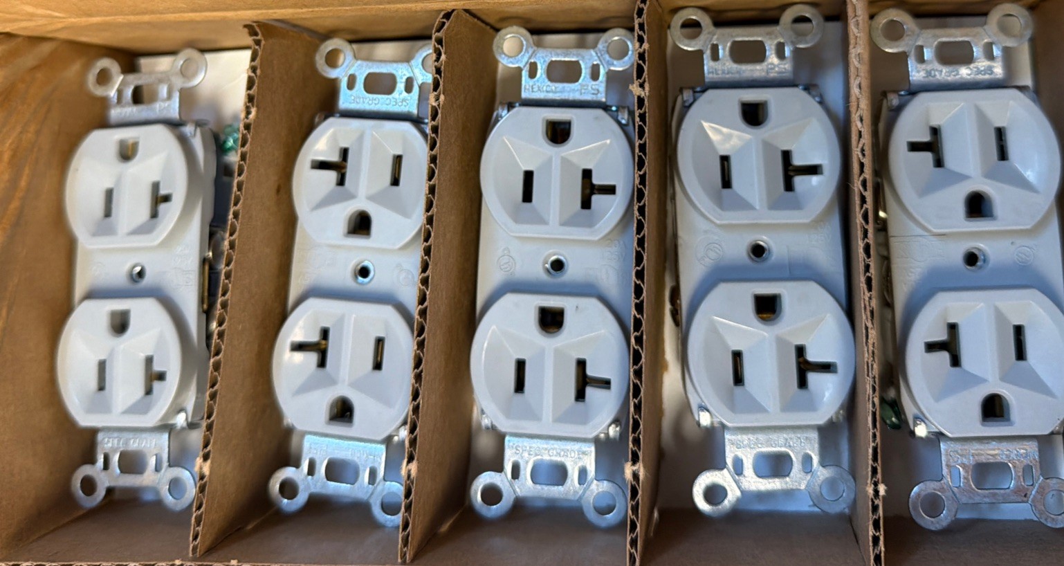 Lot Of 5 Legrand 5362-GRYBXY Duplex Receptacle, 20 Amp 125V, Gray