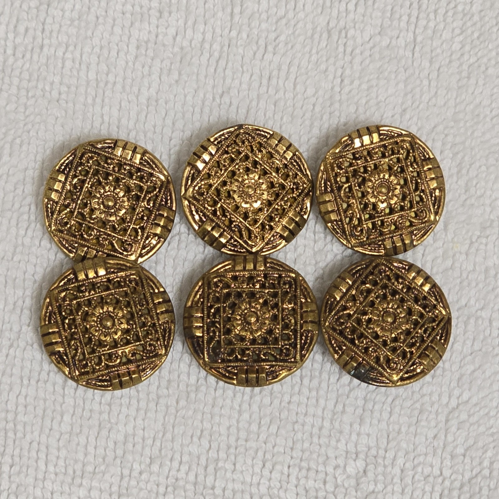 6 Czech Antique Brass Filigree Buttons Flower Center 1920s Art Deco 13/16\