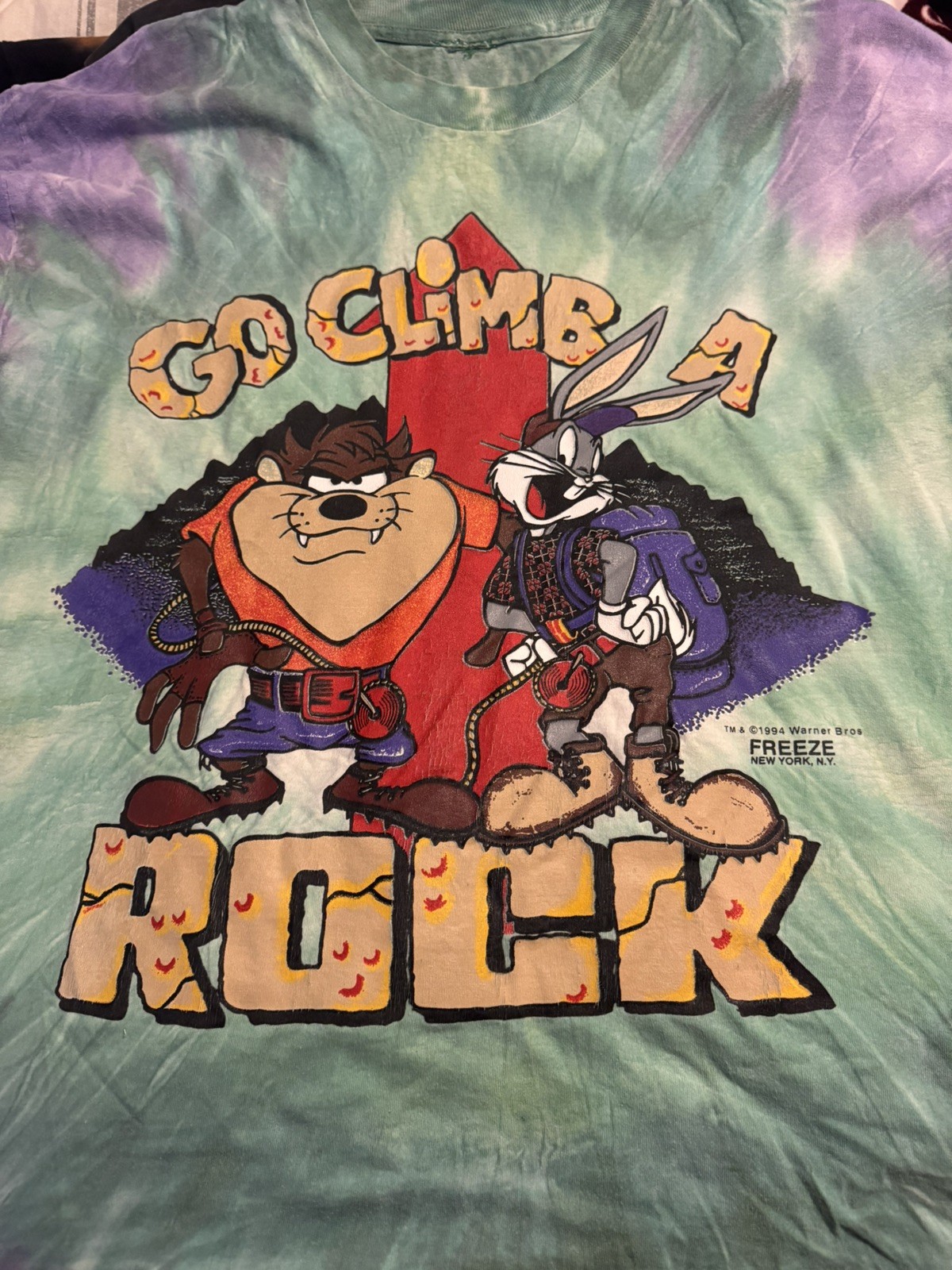 Vintage 1994 Looney Tunes Go Climb A Rock Tie Dye T-Shirt Taz Bugs Bunny XXL Vintage 1994 Looney Tunes Go Climb A Rock Tie Dye T-Shirt Taz Bugs Bunny XXL