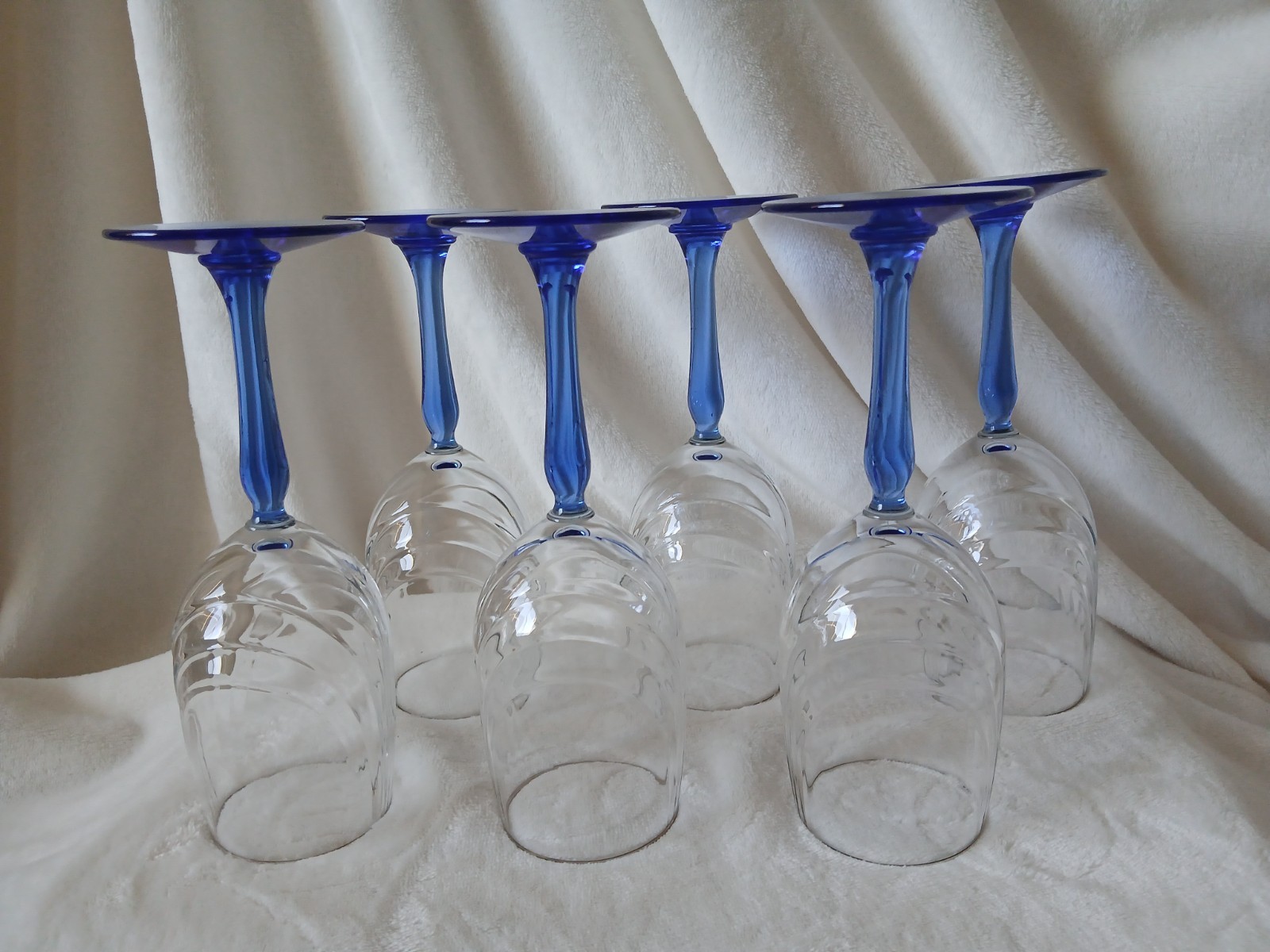 Lenox Crystal Blue Stem Optic Drape 8\
