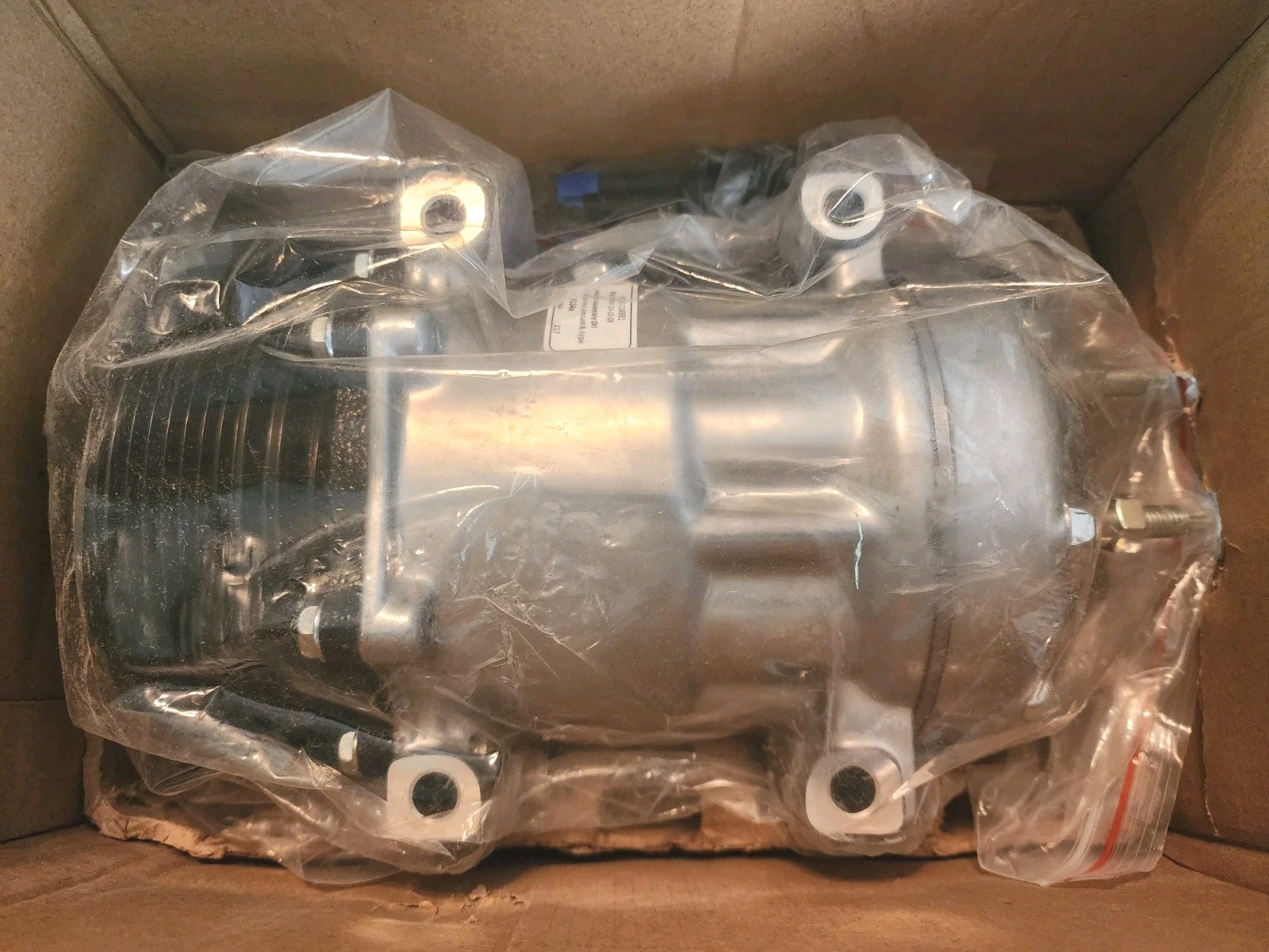 AC Compressor & 126mm 7 Groove A/C Clutch Replaces Sanden SD7H15 4087 AC Compressor & 126mm 7 Groove A/C Clutch Replaces Sanden SD7H15 4087