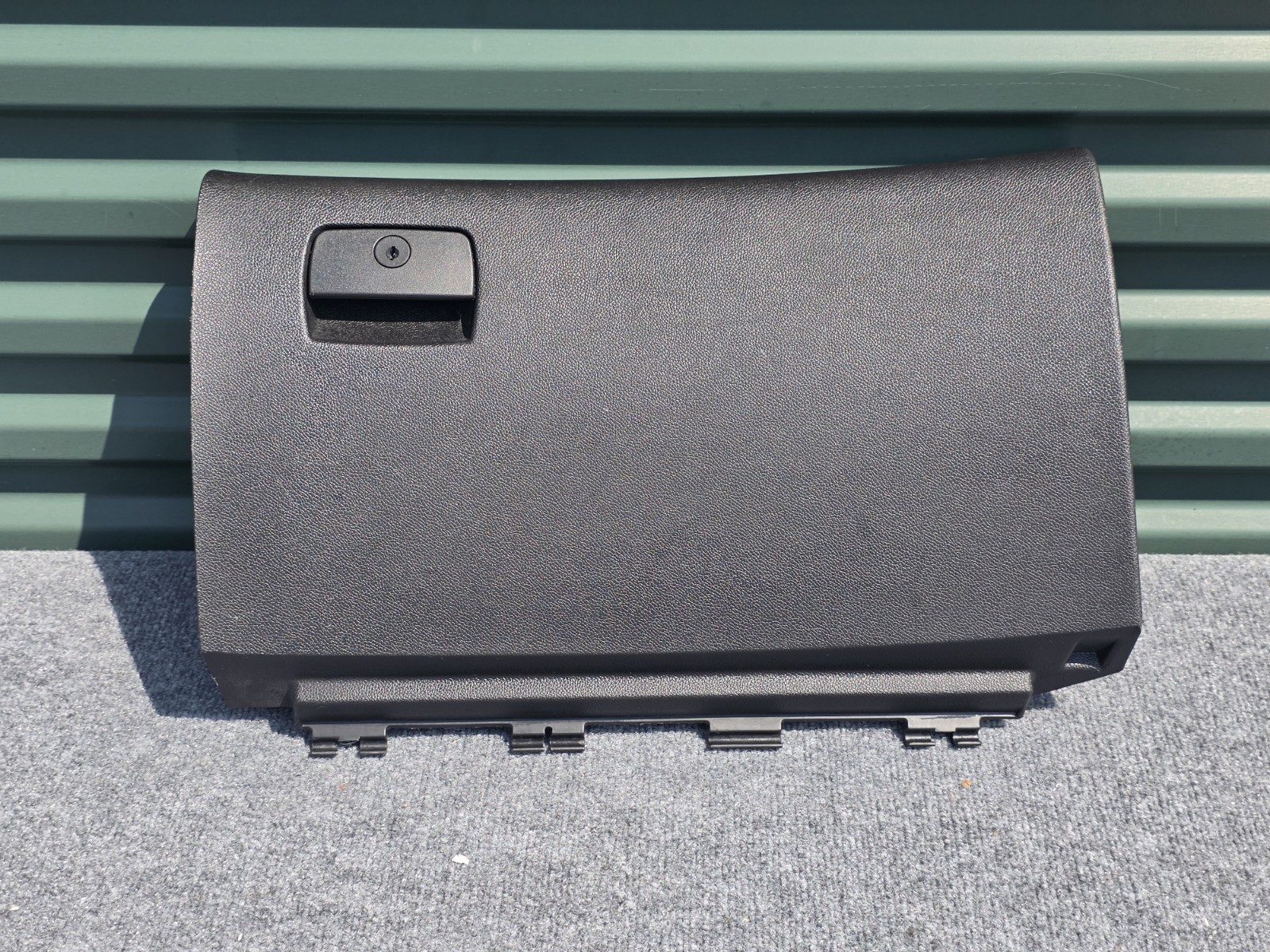 2007-2017 Chevy Traverse, Acadia, Enclave OEM Black GLOVEBOX ASSEMBLY 2007-2017 Chevy Traverse, Acadia, Enclave OEM Black GLOVEBOX ASSEMBLY