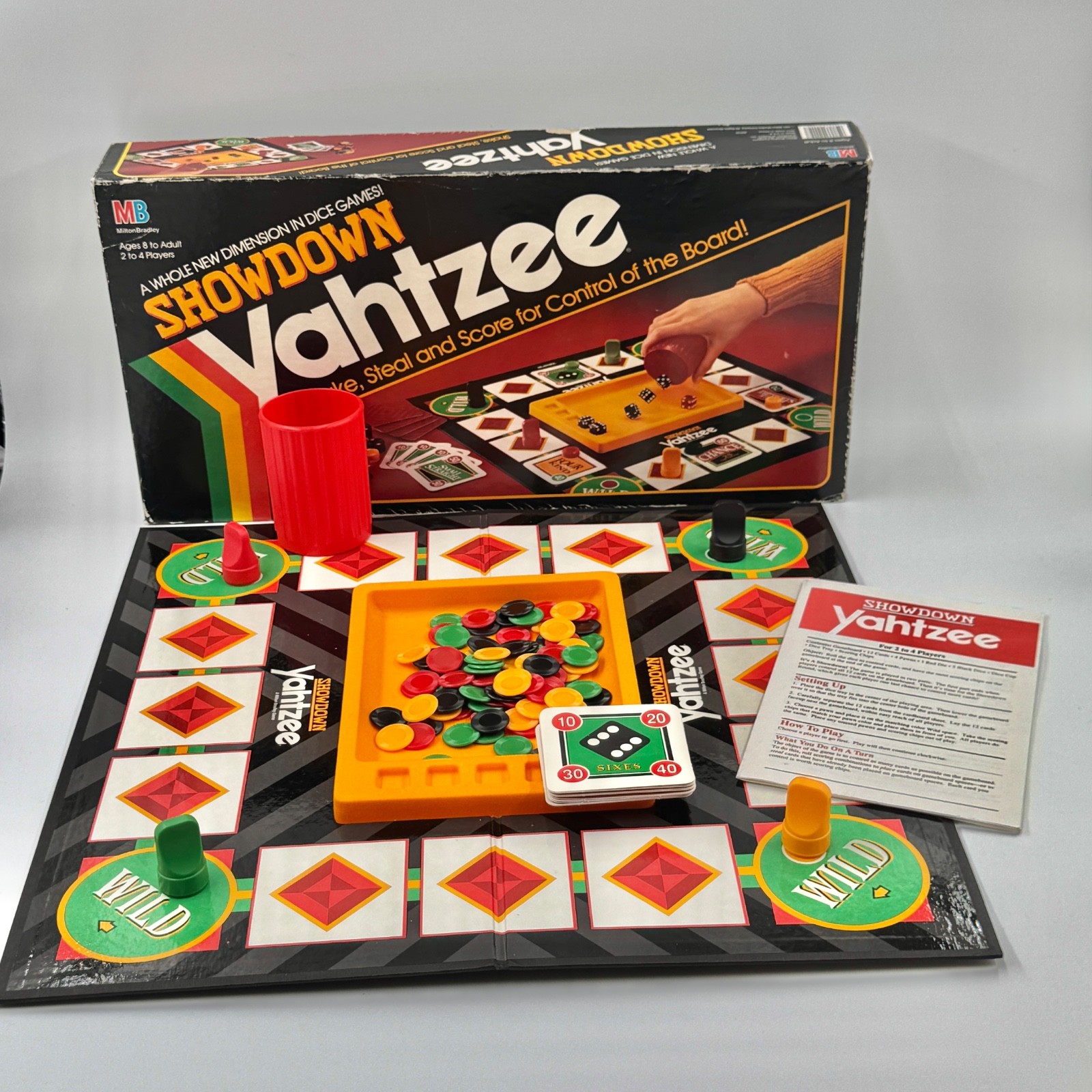 Showdown Yahtzee Board Game 1991 Milton Bradley No Dice Showdown Yahtzee Board Game 1991 Milton Bradley No Dice