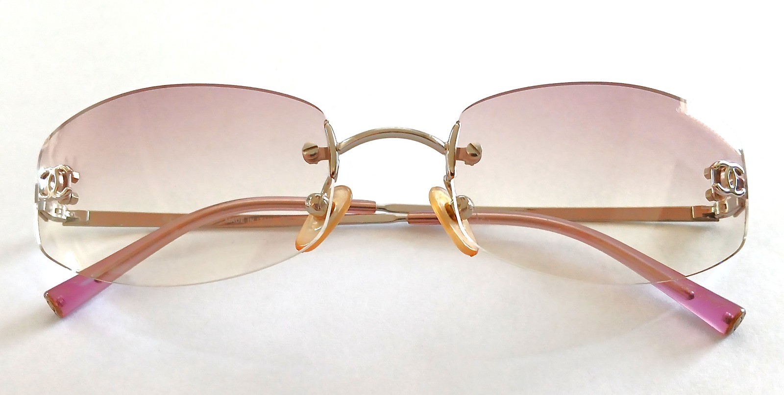 Chanel Vintage 4002 Rimless CC Sunglasses Pink Gradient Y2K Logo Italy w/Case Chanel Vintage 4002 Rimless CC Sunglasses Pink Gradient Y2K Logo Italy w/Case