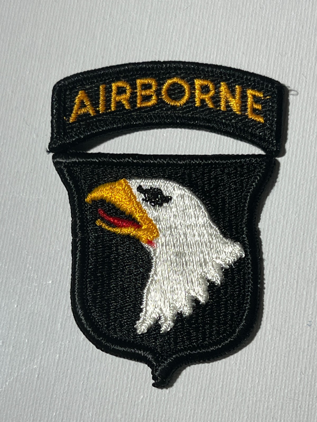 US ARMY 101ST AIRBORNE DIVISION ARMY ISSUE CLASS A PATCH