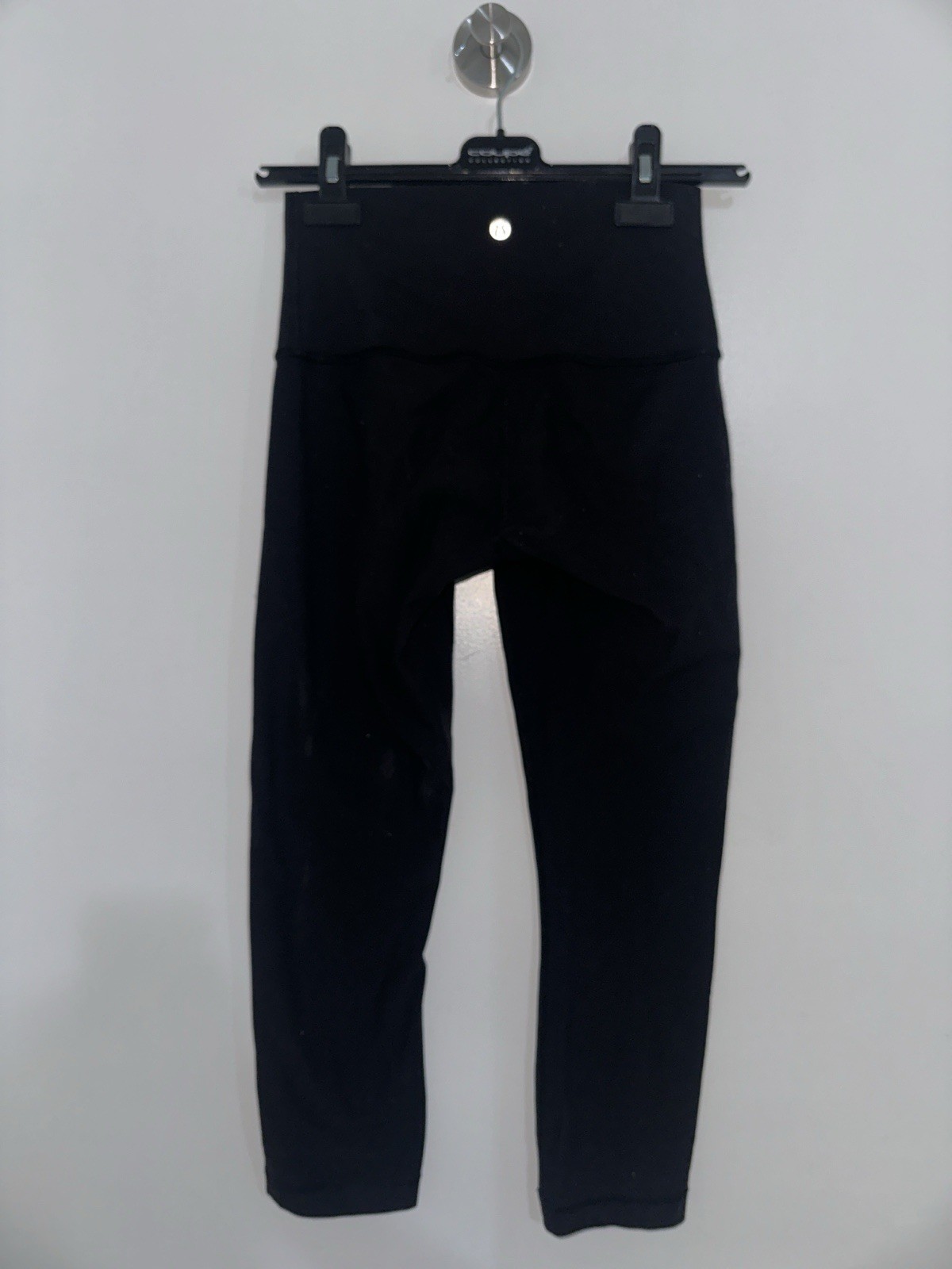 Lululemon High Waist Capri Leggings Black Size 2 Women\'s Yoga Pants Gym Workout