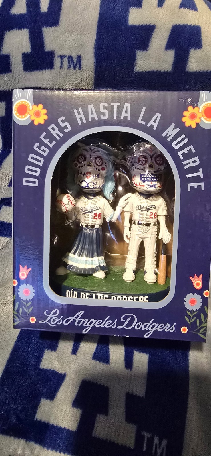 2026 Dia De Los Muertos Sugar Skull Los Angeles Dodgers Bobblehead 9/8/26 SGA 2026 Dia De Los Muertos Sugar Skull Los Angeles Dodgers Bobblehead 9/8/26 SGA