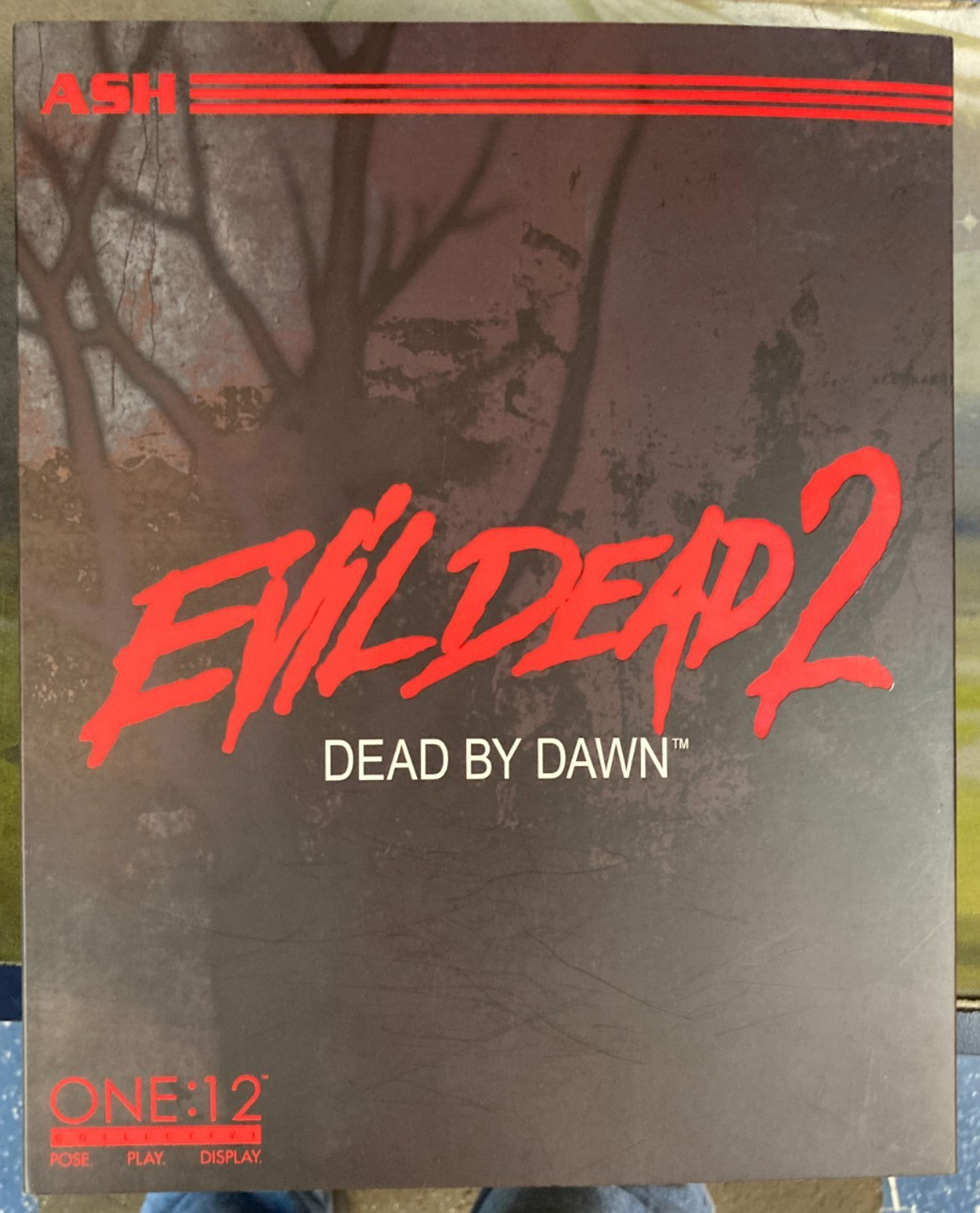 Mezco One:12 Collective Evil Dead 2 Dead By Dawn Ash Williams Action Figure