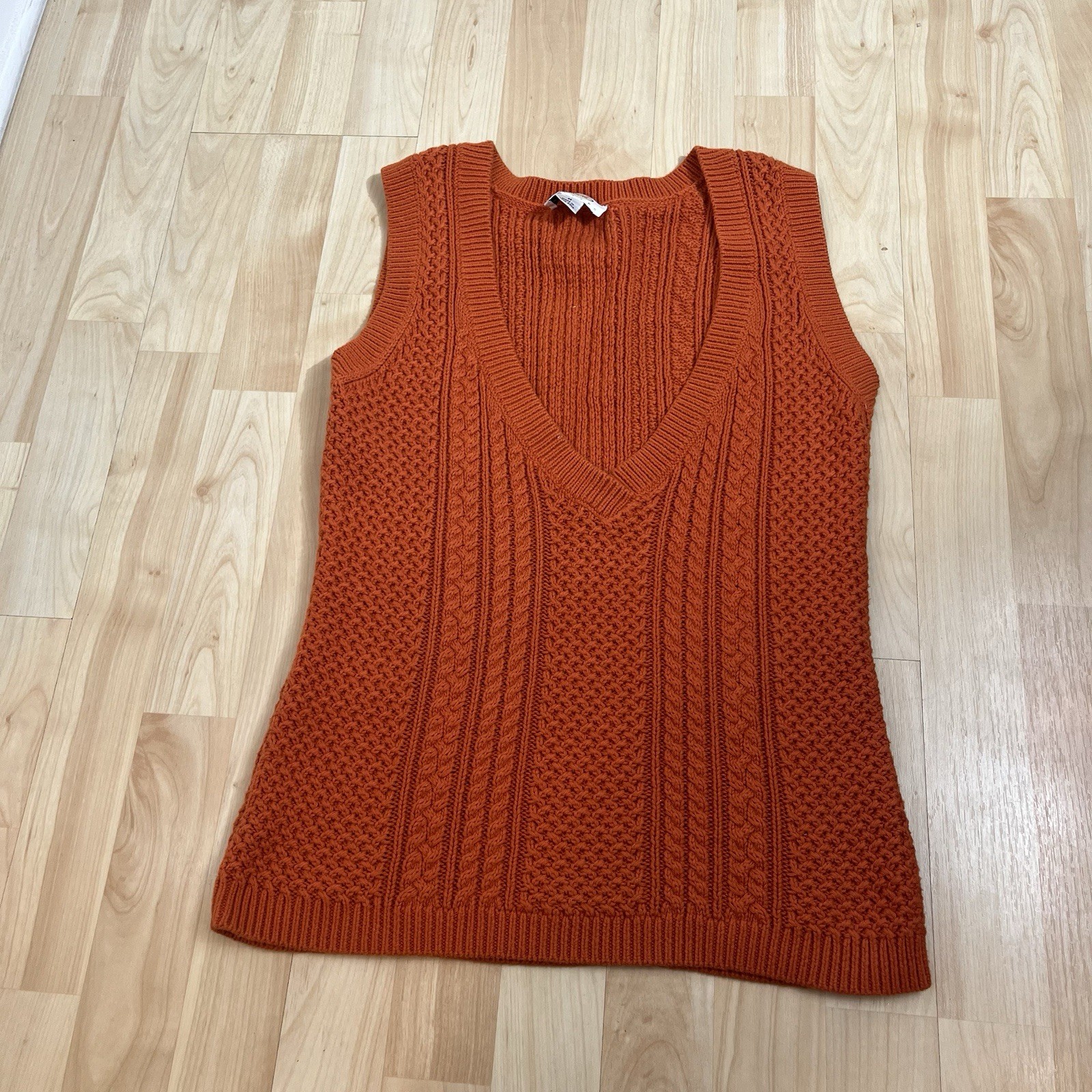 Talbots deep V-neck cotton cashmere blend chunky knit sweater vest in orange MP Talbots deep V-neck cotton cashmere blend chunky knit sweater vest in orange MP