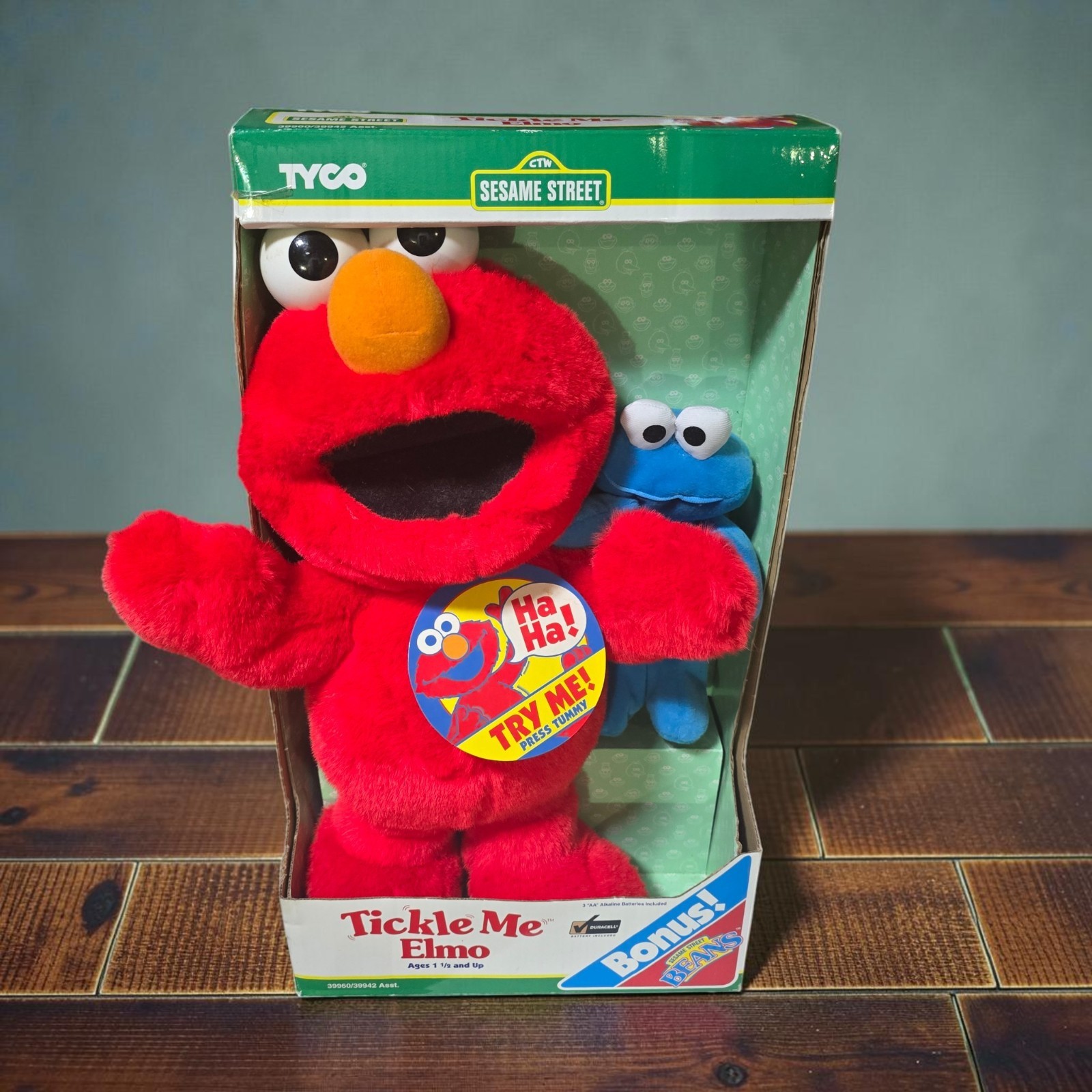 Vintage 1997 TYCO Tickle Me Elmo w/ Bonus Beans Cookie Monster & Original Box Vintage 1997 TYCO Tickle Me Elmo w/ Bonus Beans Cookie Monster & Original Box