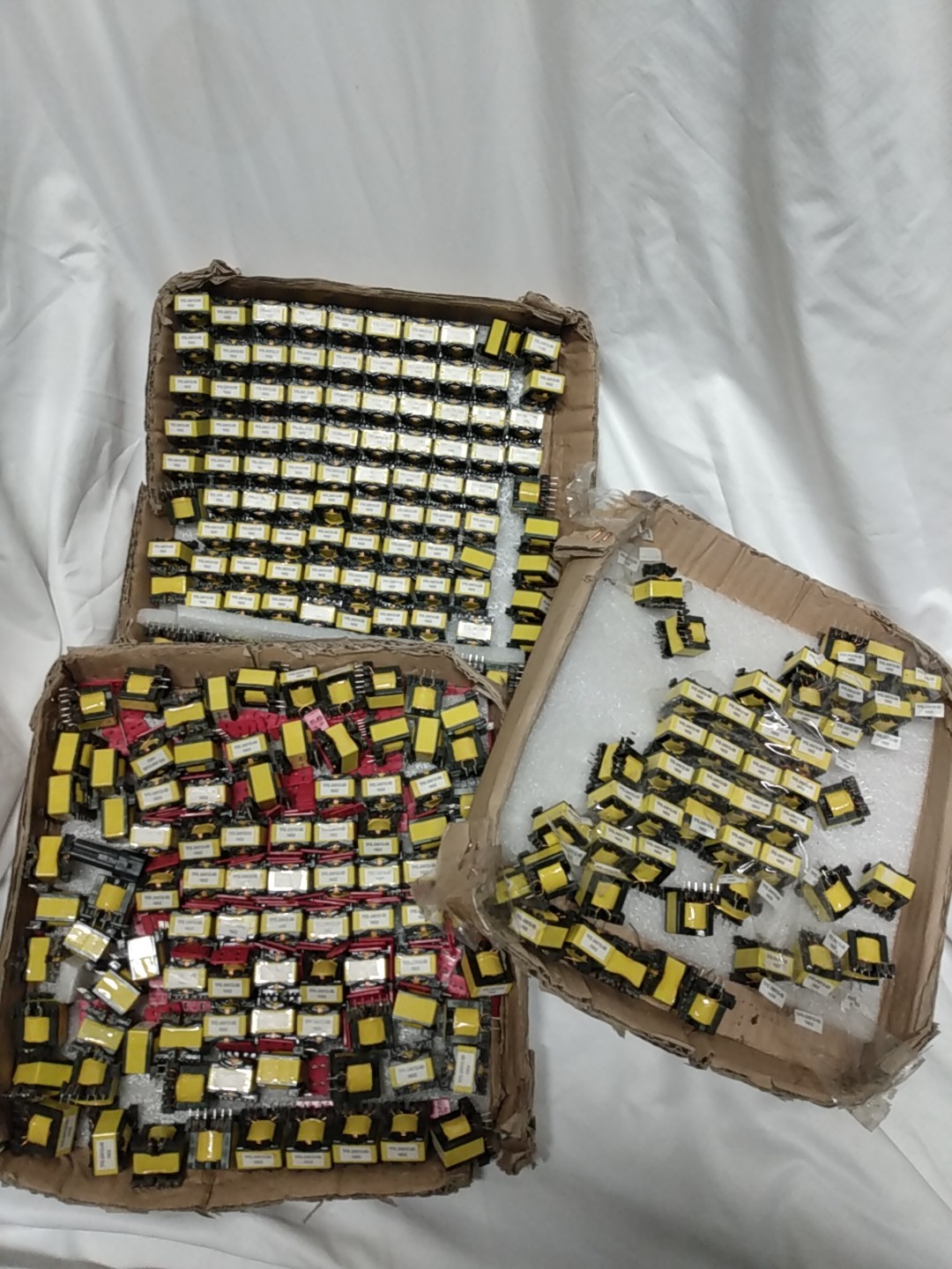 TFE-24012-00 1602 Transformer Lot of Approximately 200 TFE-24012-00 1602 Transformer Lot of Approximately 200