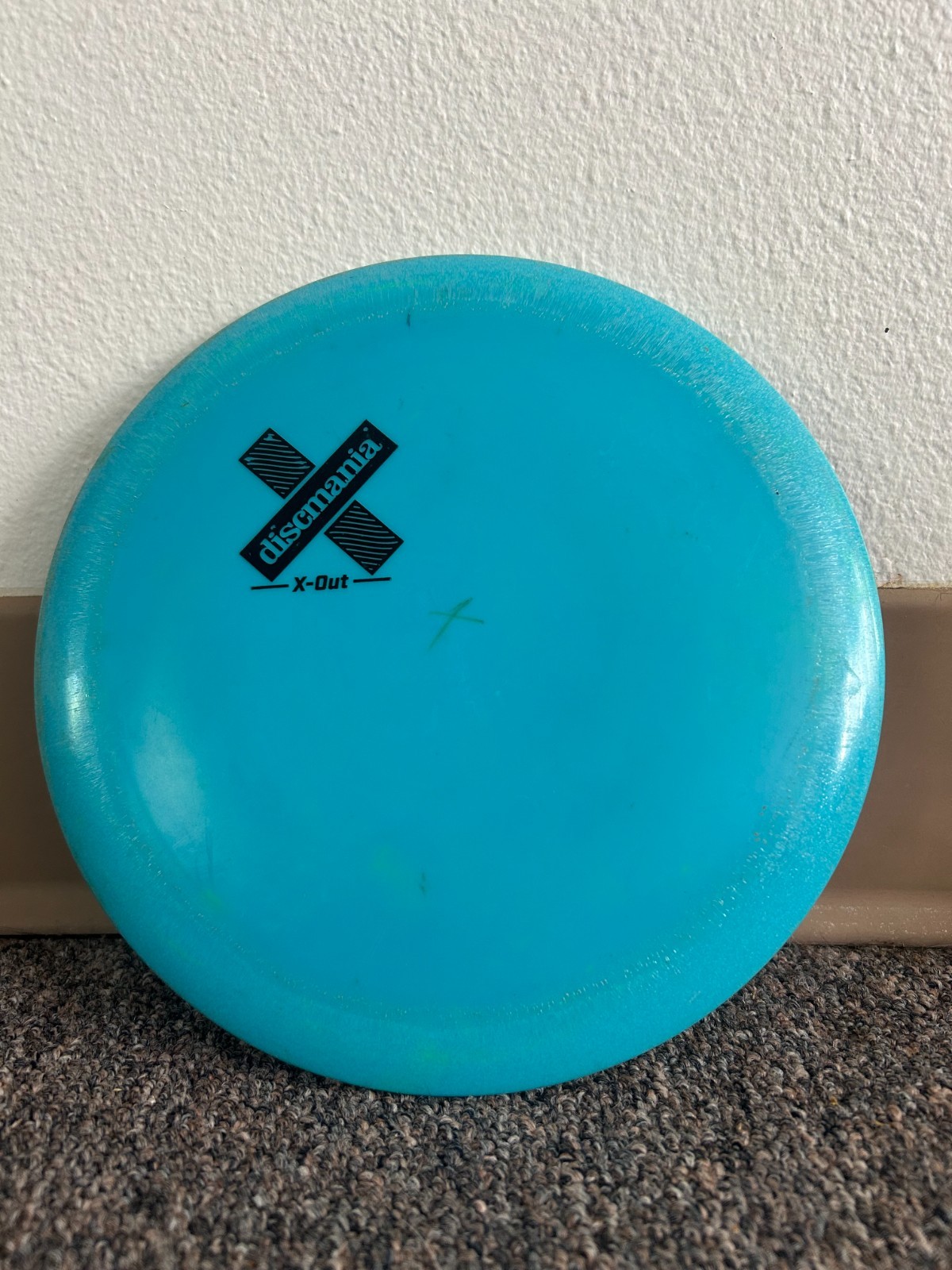 Discmania S-LINE DD3 170 grams Green Innova made Disc Golf X-out Discmania S-LINE DD3 170 grams Green Innova made Disc Golf X-out