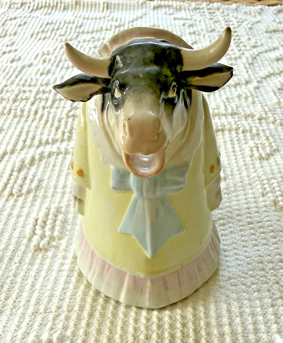 Vintage Schafer & Vater Cow Figural Ceramic Creamer Pitcher 5 in Collectible