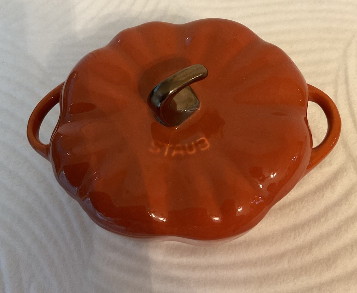 Staud Glazed Ceramic 16 oz Mini Pumpkin Cocotte Burnt Orange Lid 0.5 Qt New Staud Glazed Ceramic 16 oz Mini Pumpkin Cocotte Burnt Orange Lid 0.5 Qt New