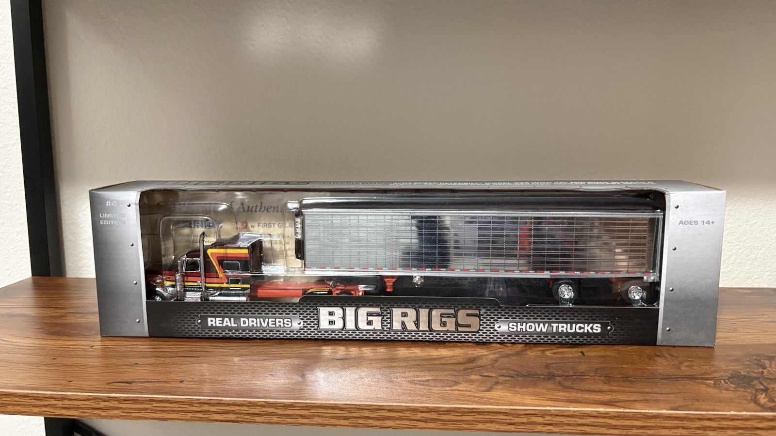 DCP 1/64 Diecast Promotions Hurricane Express Peterbilt