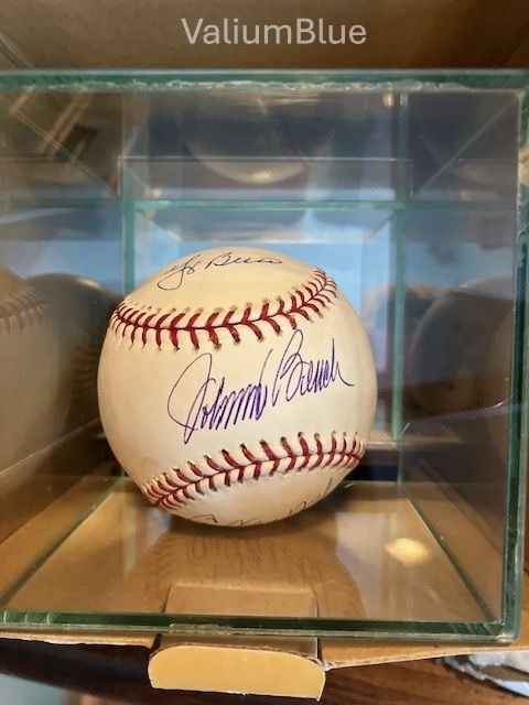 Yogi Berra , Carlton Fisk, Johnny Bench: Autographed Baseball: COA Yogi Berra , Carlton Fisk, Johnny Bench: Autographed Baseball: COA