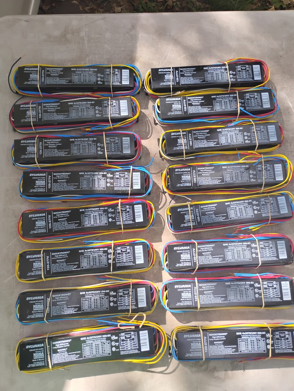 Lot Of 16 Osram Quicktronic Fluorescent Ballast 120-277V QHE 4x32T8/UNV PSN-SC Lot Of 16 Osram Quicktronic Fluorescent Ballast 120-277V QHE 4x32T8/UNV PSN-SC