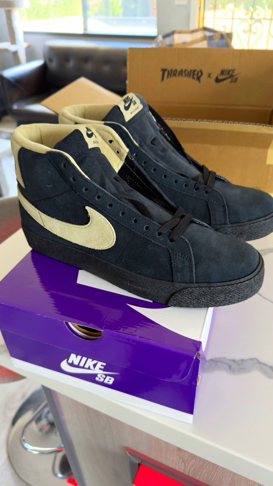 Nike SB Zoom Blazer Mid Thrasher Skate Shoes Black Men\'s US 10 Medium
