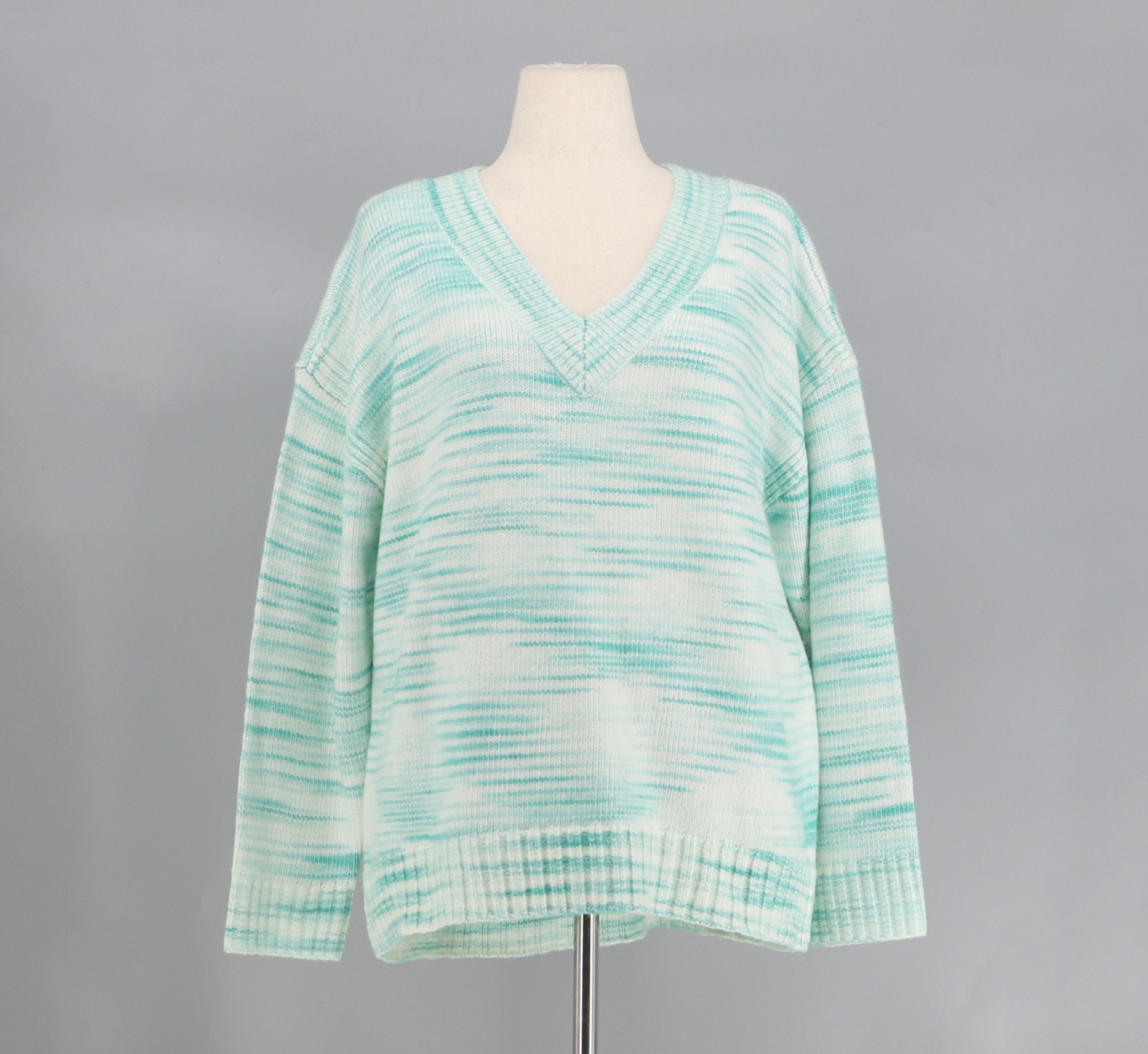NWT TALBOTS Cozy V-Neck Sweater in Winter Space Dye Size XLp NWT TALBOTS Cozy V-Neck Sweater in Winter Space Dye Size XLp