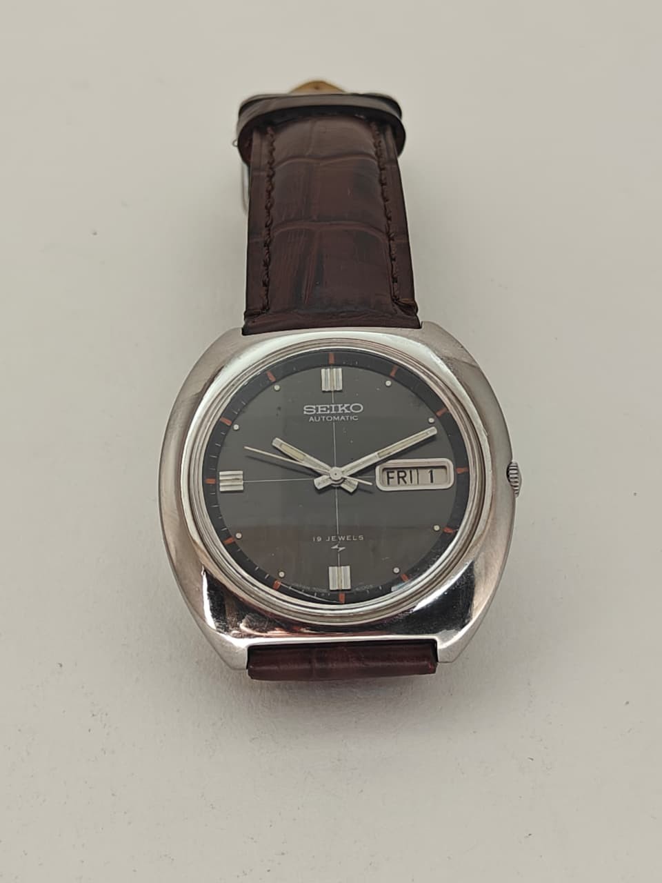 Vintage Seiko 5 Automatic Black Dial – 1976, Japan-M |Ref 7006-6010 | 19Jewel