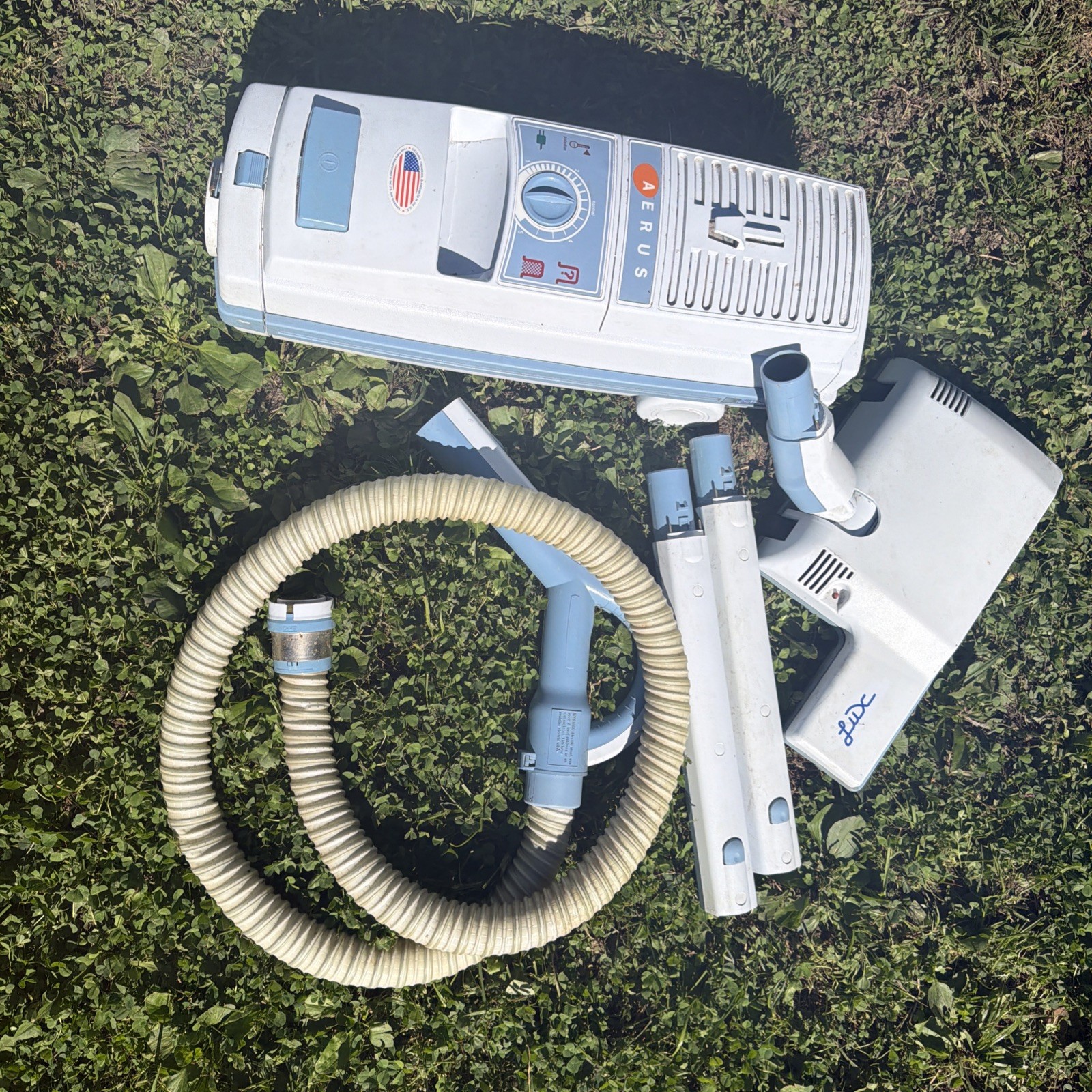 Aerus Lux5500 Canister Vacuum With Power Nozzle working great 