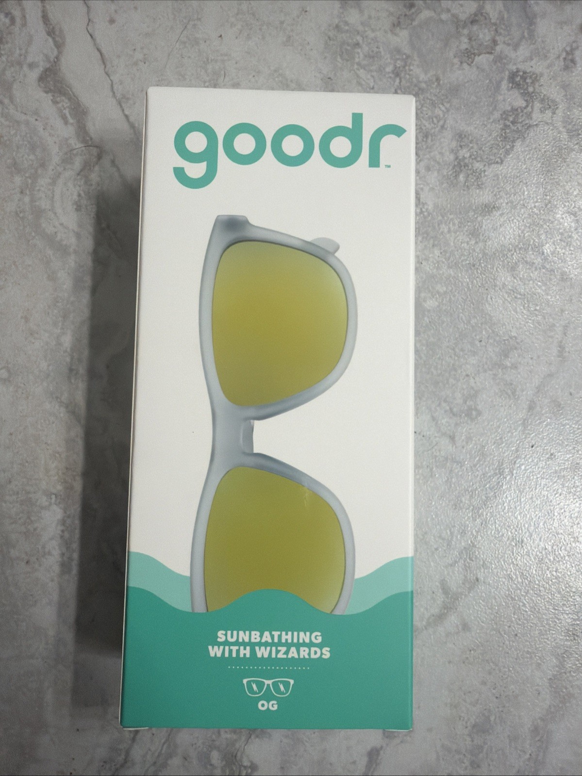 goodr Adult Sunbathing with Wizards Plastic Rectangle Sunglasses - Blue goodr Adult Sunbathing with Wizards Plastic Rectangle Sunglasses - Blue