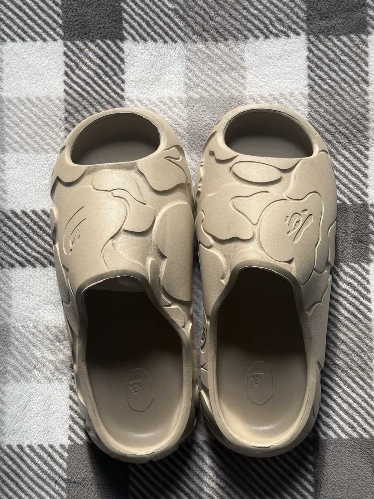 BAPE A Bathing Ape Slide #1 \'Beige SolidCamo\' - Size 9 US