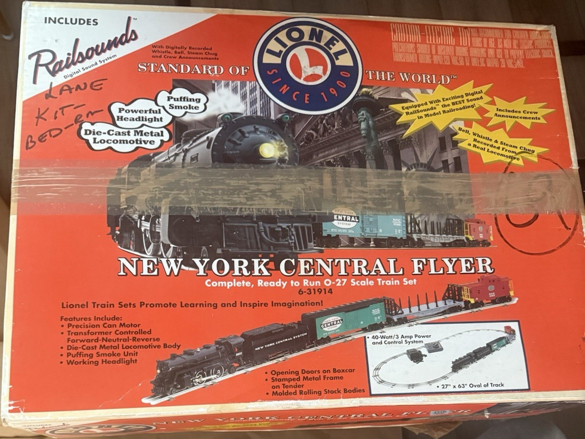 Lionel New York Central Flyer O-27 Starter Set RailSounds Die-Cast Locomotive Lionel New York Central Flyer O-27 Starter Set RailSounds Die-Cast Locomotive