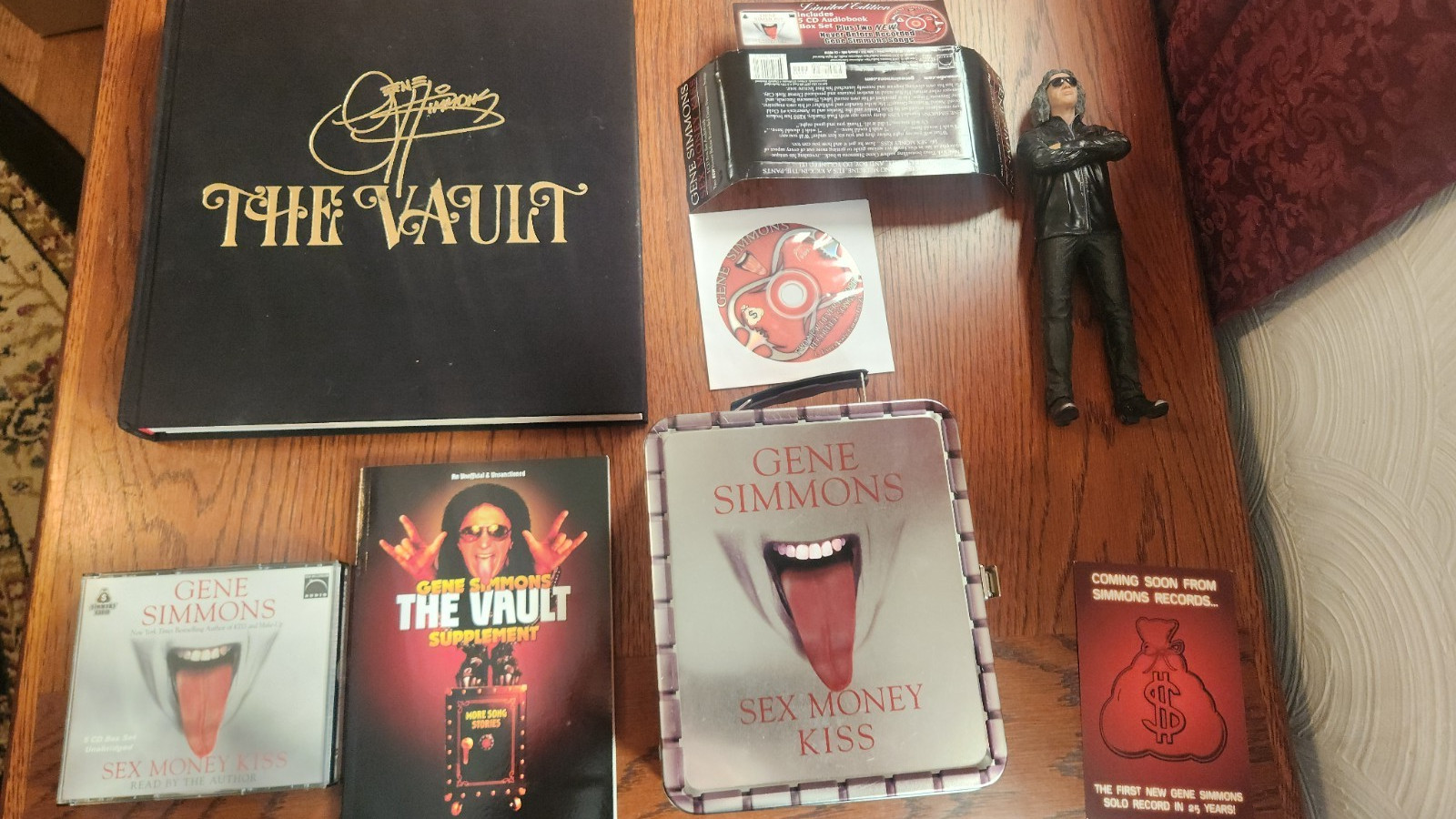 Gene Simmons Vault Book With 11 CD Box set Metal Tin Figure Book Sex Money Kiss Gene Simmons Vault Book With 11 CD Box set Metal Tin Figure Book Sex Money Kiss